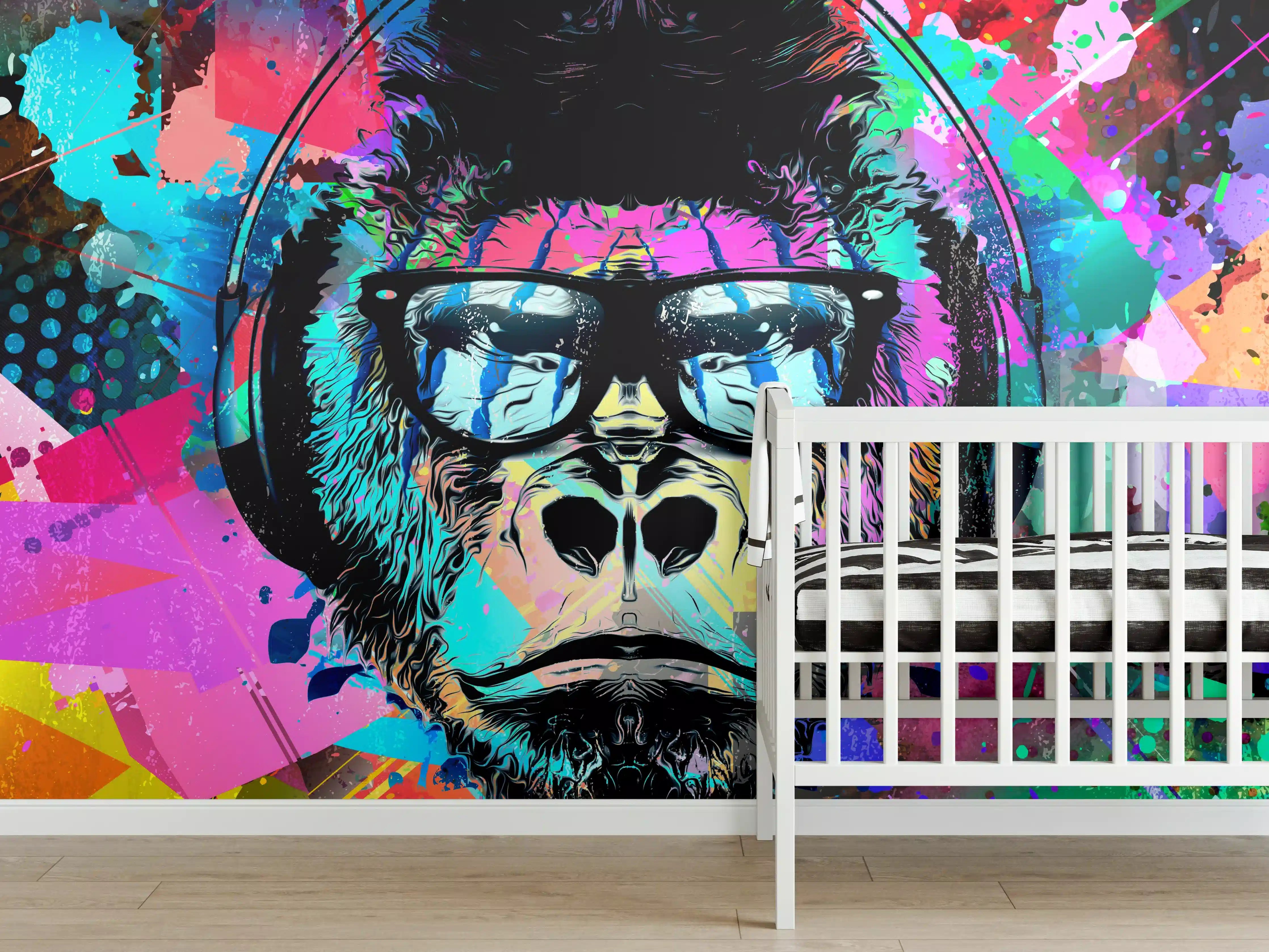 Babyzimmer Wandgestaltung - Bunter Affenkopf mit Kopfhörer und Brille