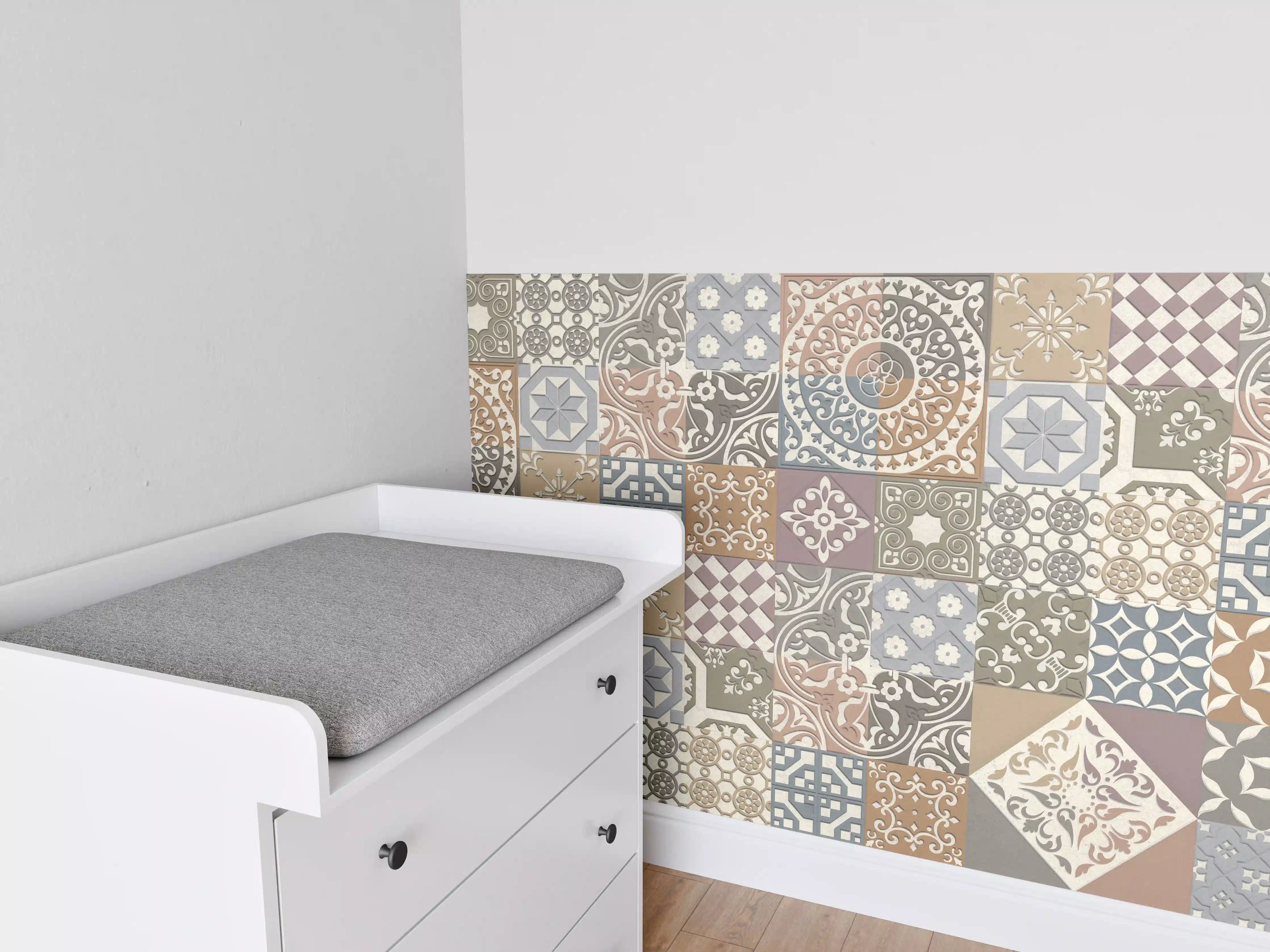 Babyzimmer Wandgestaltung - Buntes portugiesisches Mosaik