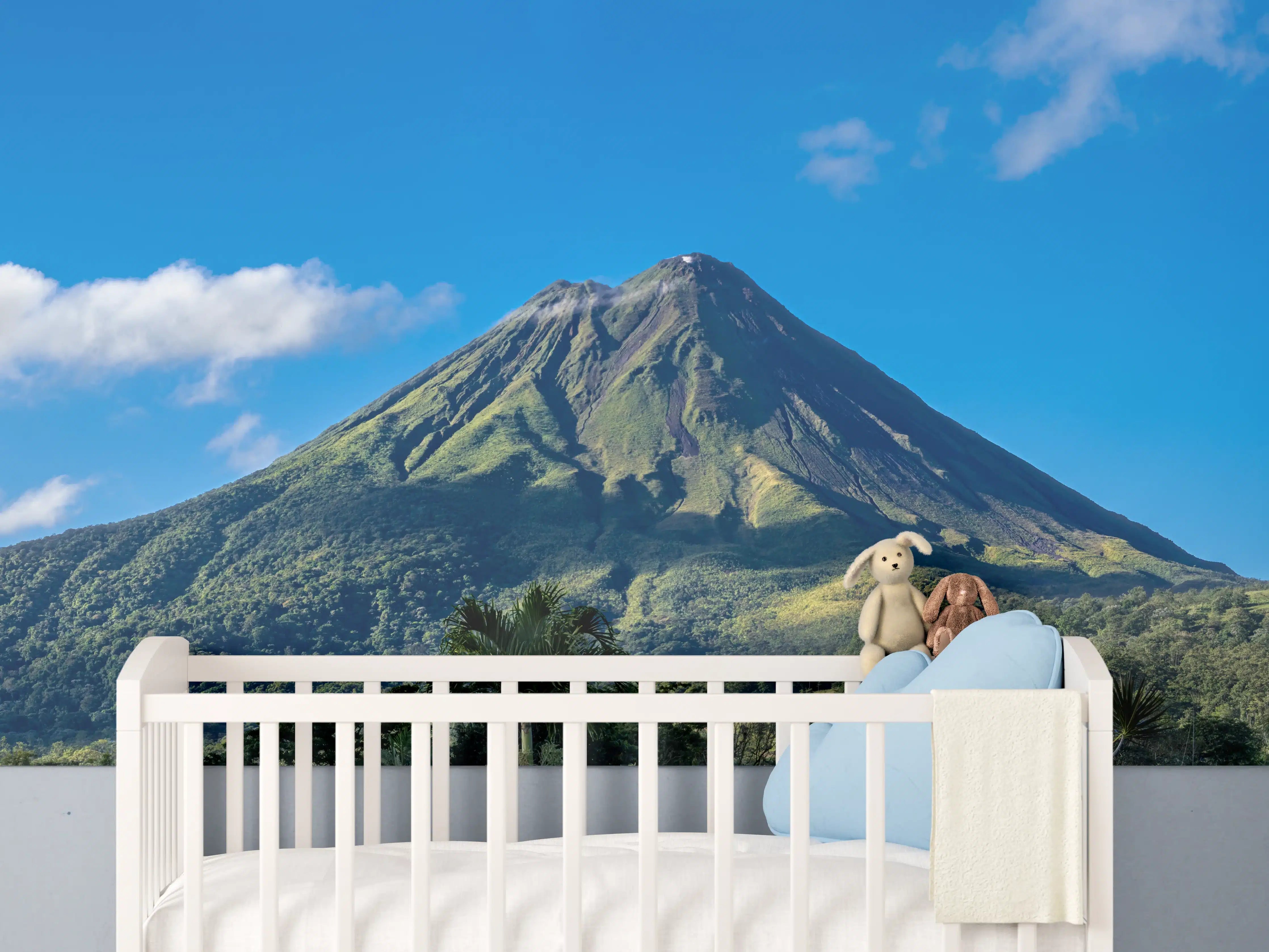 Babyzimmer Wandgestaltung - Der Vulkan Arenal - Costa Rica