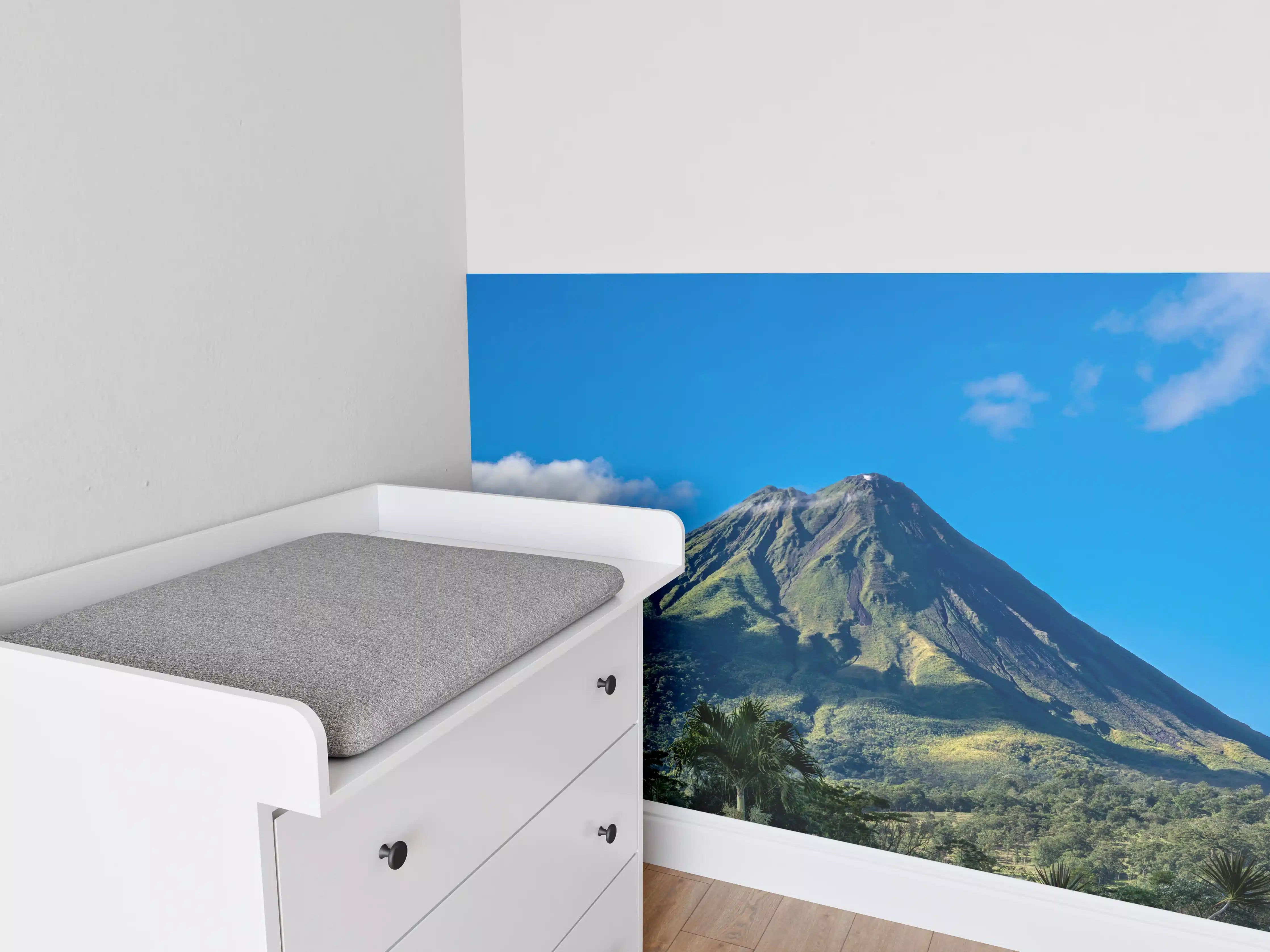 Babyzimmer Wandgestaltung - Der Vulkan Arenal - Costa Rica