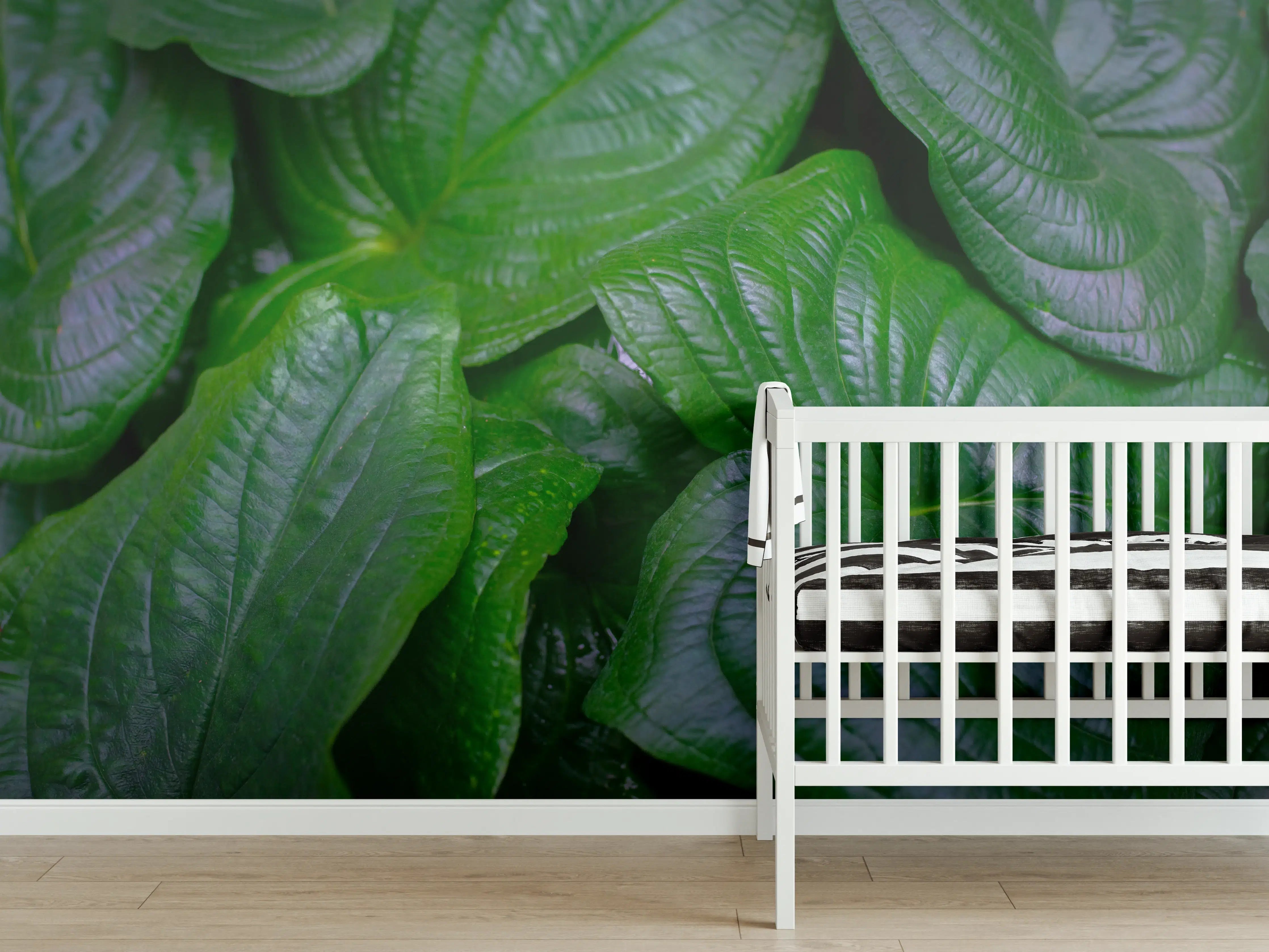 Babyzimmer Wandgestaltung - Detailaufnahme Grüner Blätter