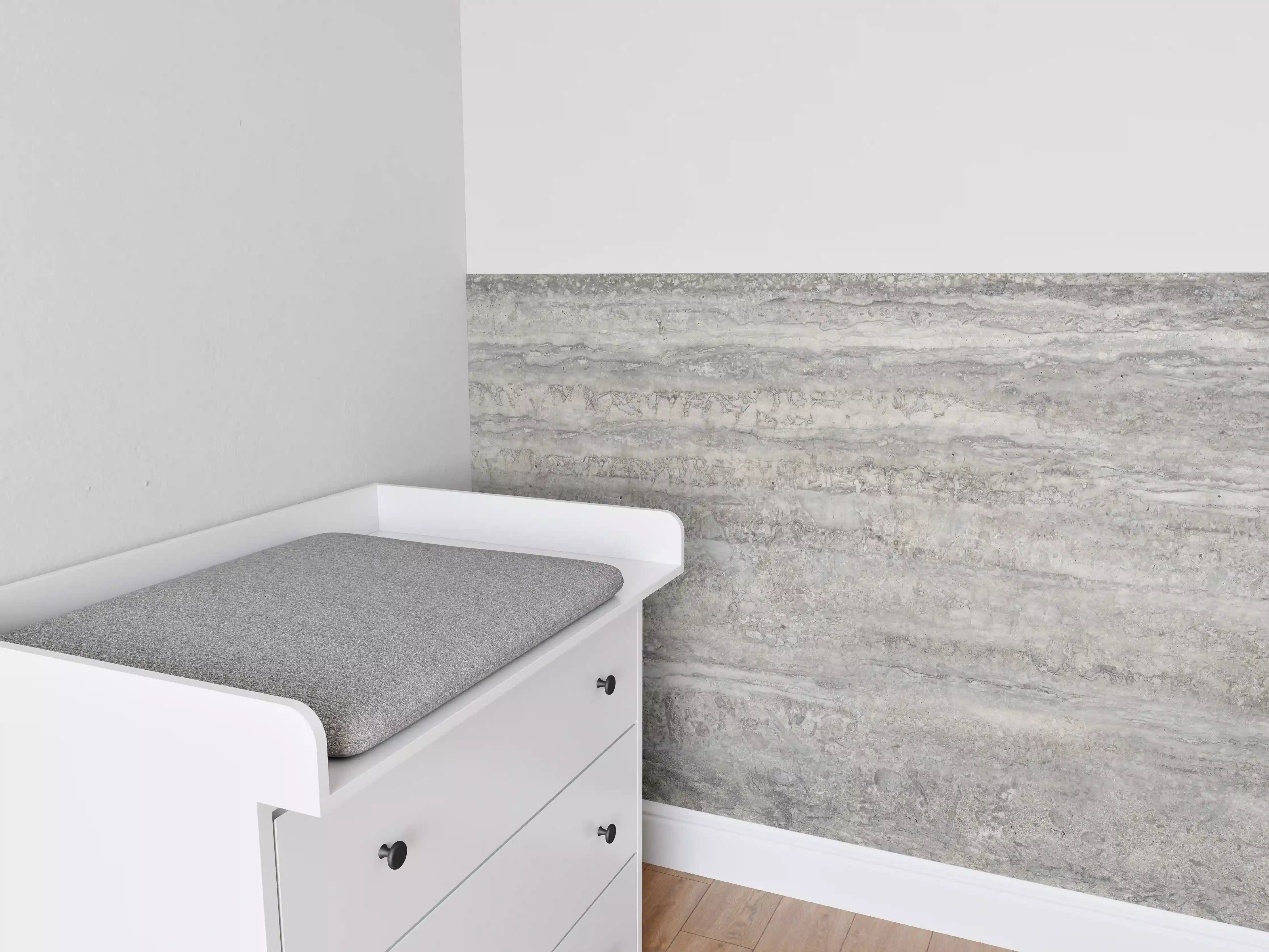 Babyzimmer Wandgestaltung - Dezenter Travertin Marmor