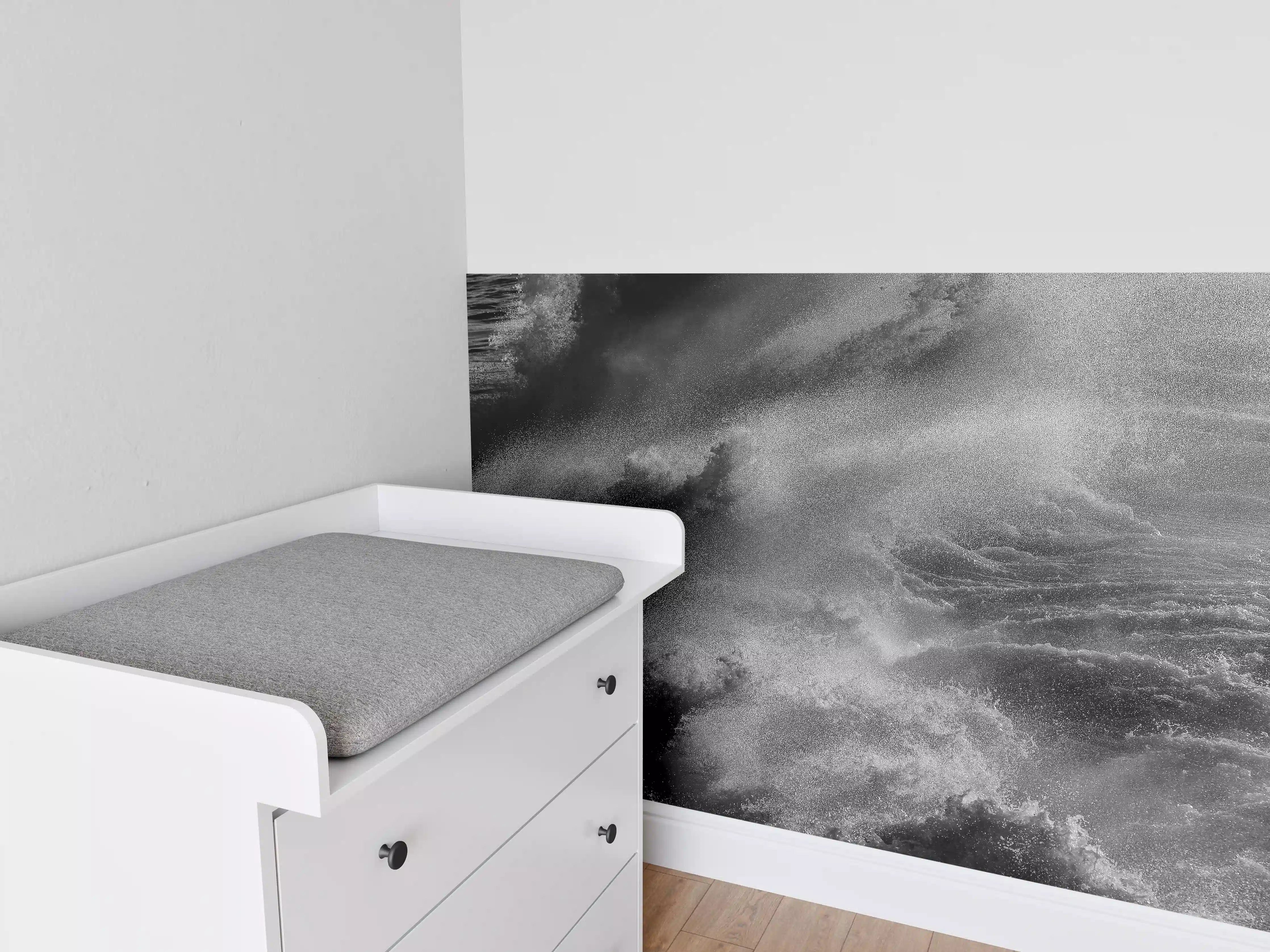 Babyzimmer Wandgestaltung - Dramatische Meereswellen monochrom