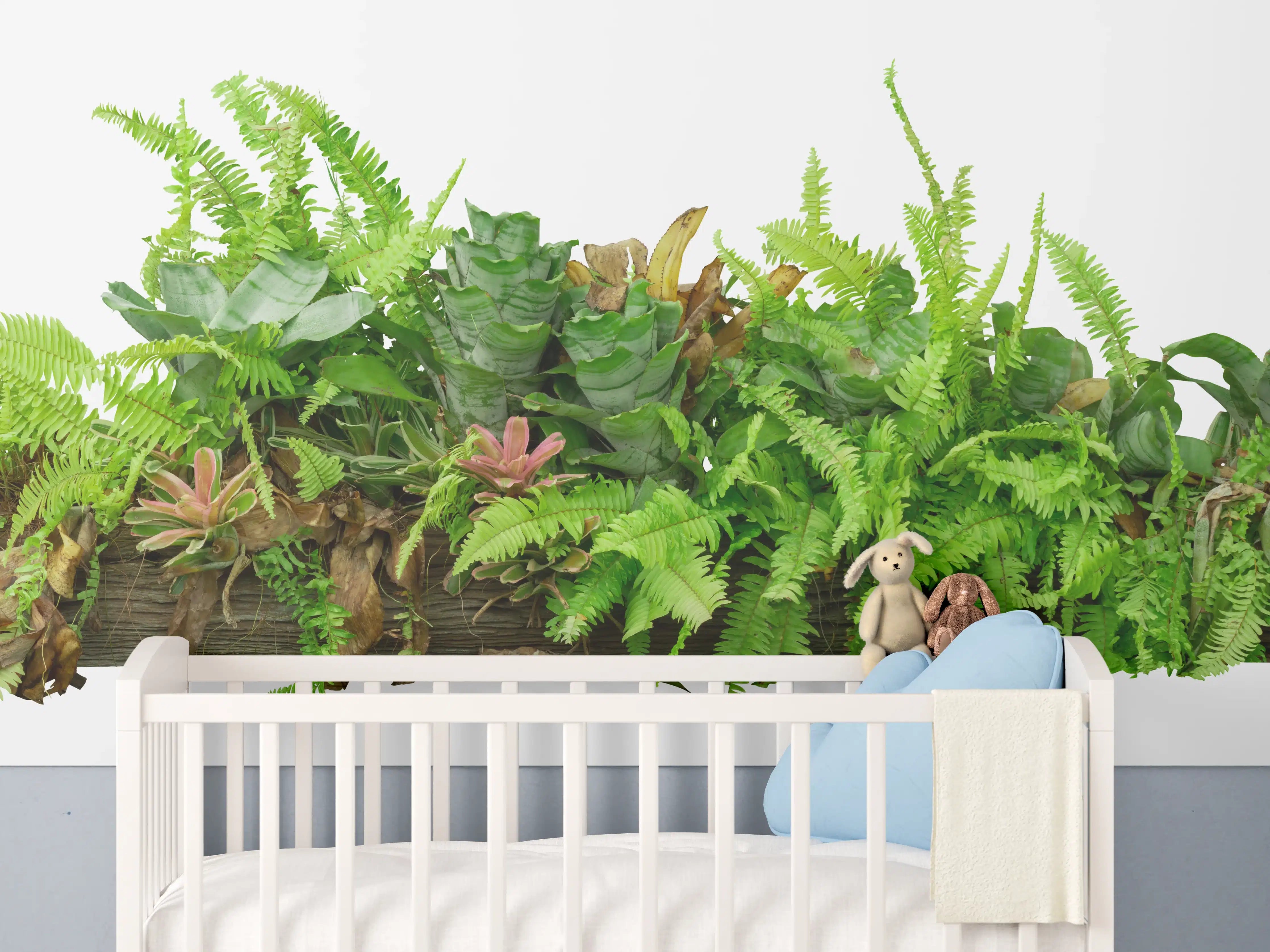 Babyzimmer Wandgestaltung - Dschungelpflanzen auf Holzstamm