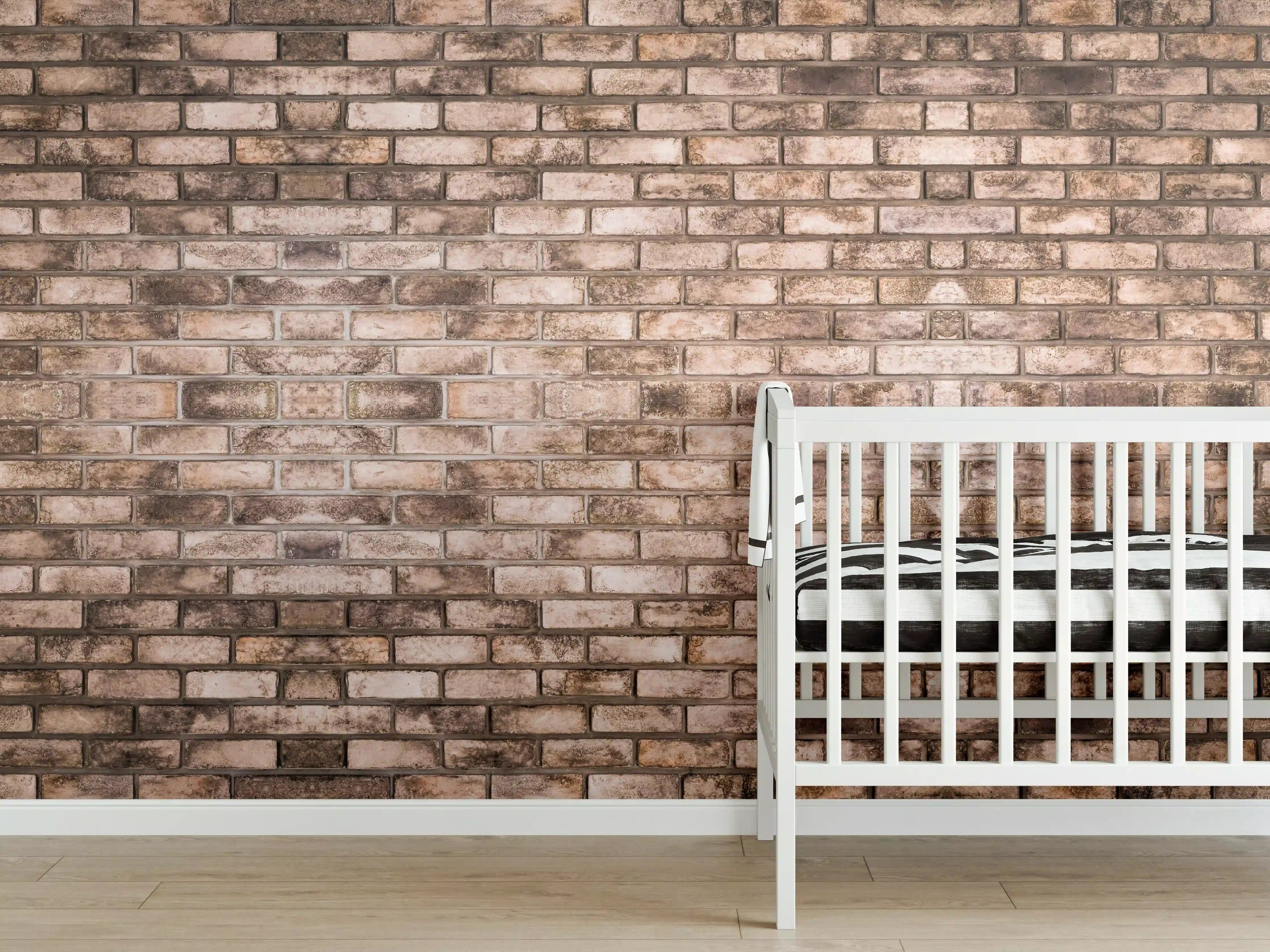 Babyzimmer Wandgestaltung - Dunkelbraune Steinmauer