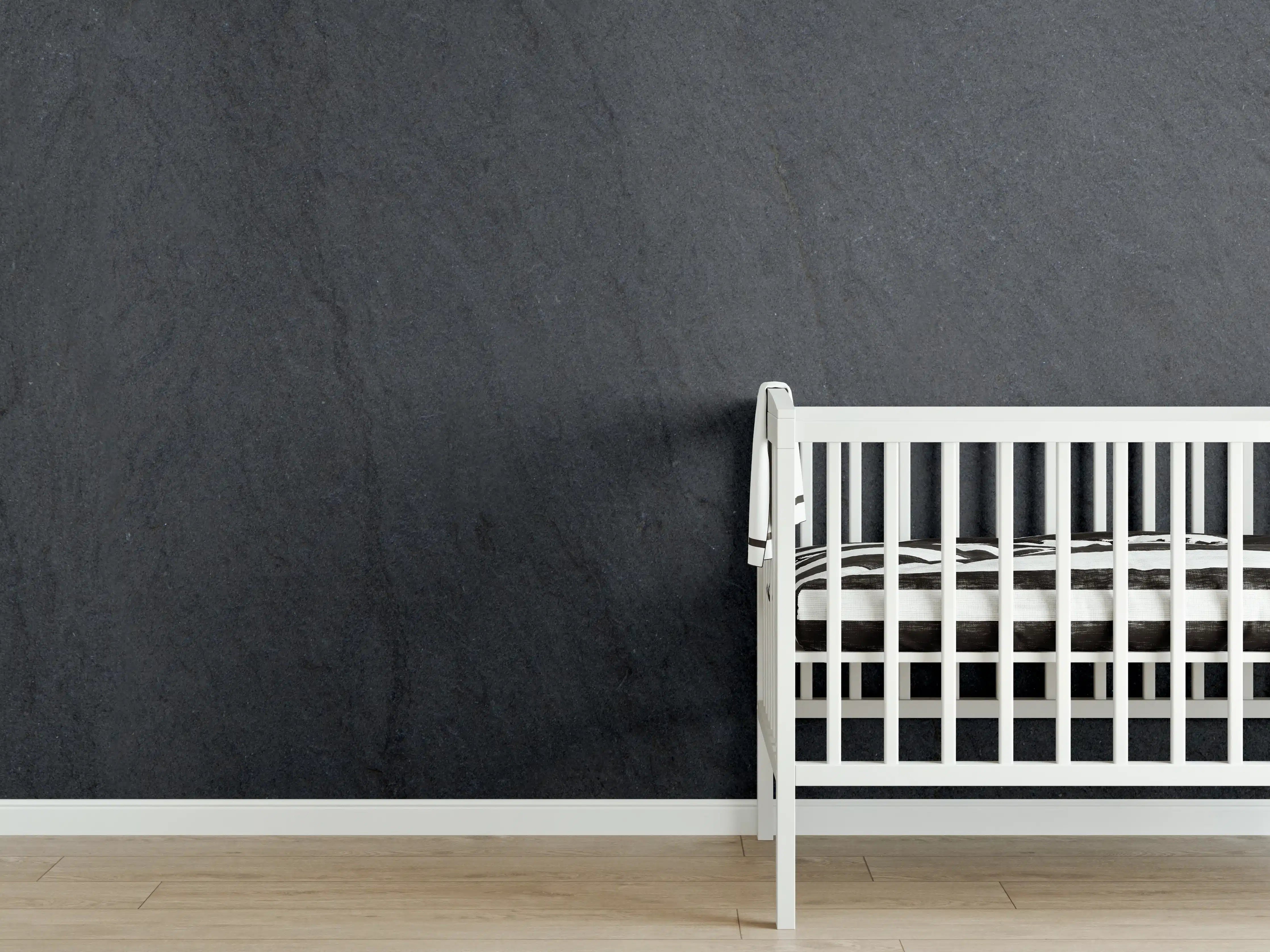 Babyzimmer Wandgestaltung - Dunkelgrauer Schiefer