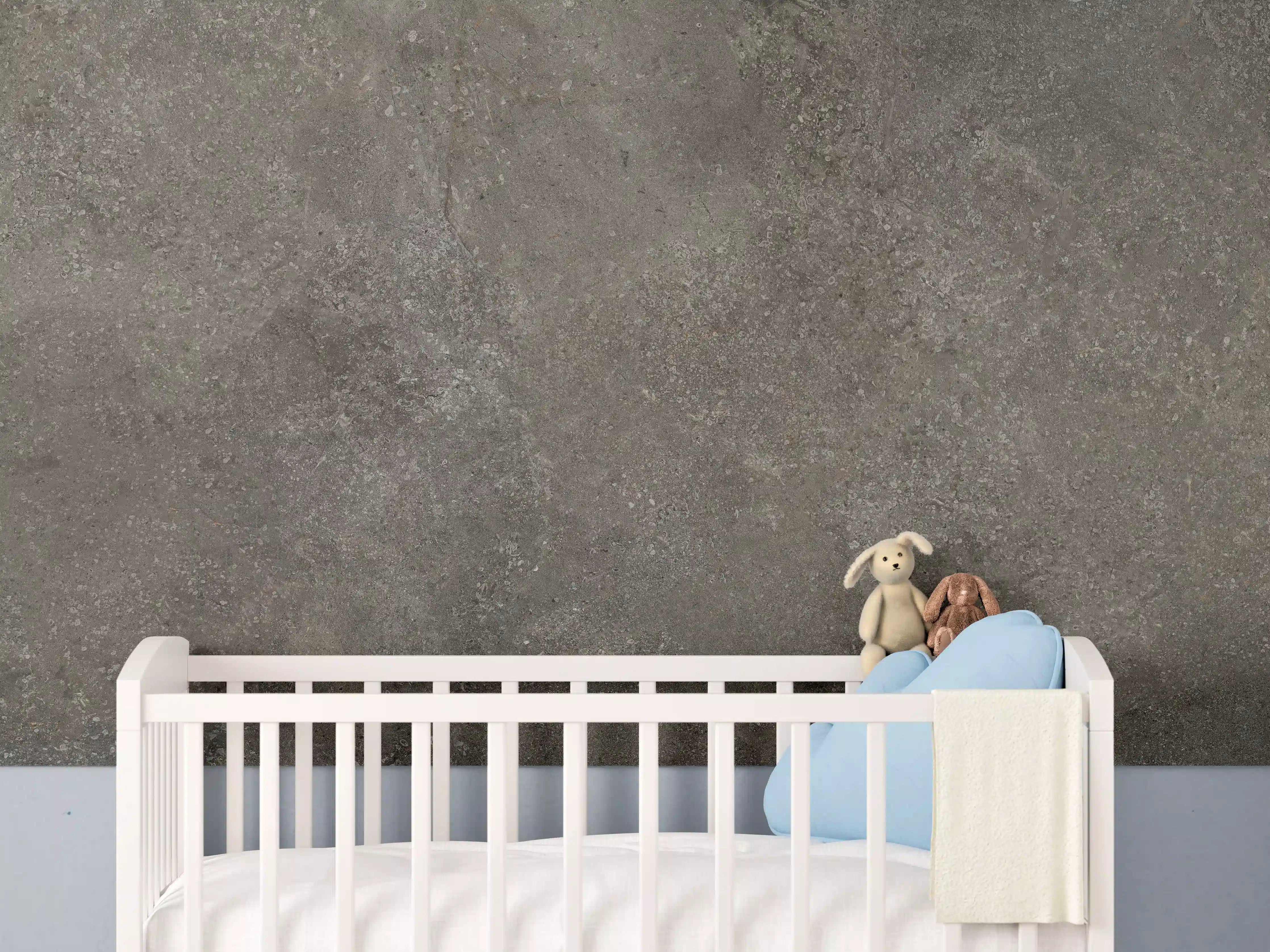 Babyzimmer Wandgestaltung - Dunkelgrauer schwarzer Schieferhintergrund