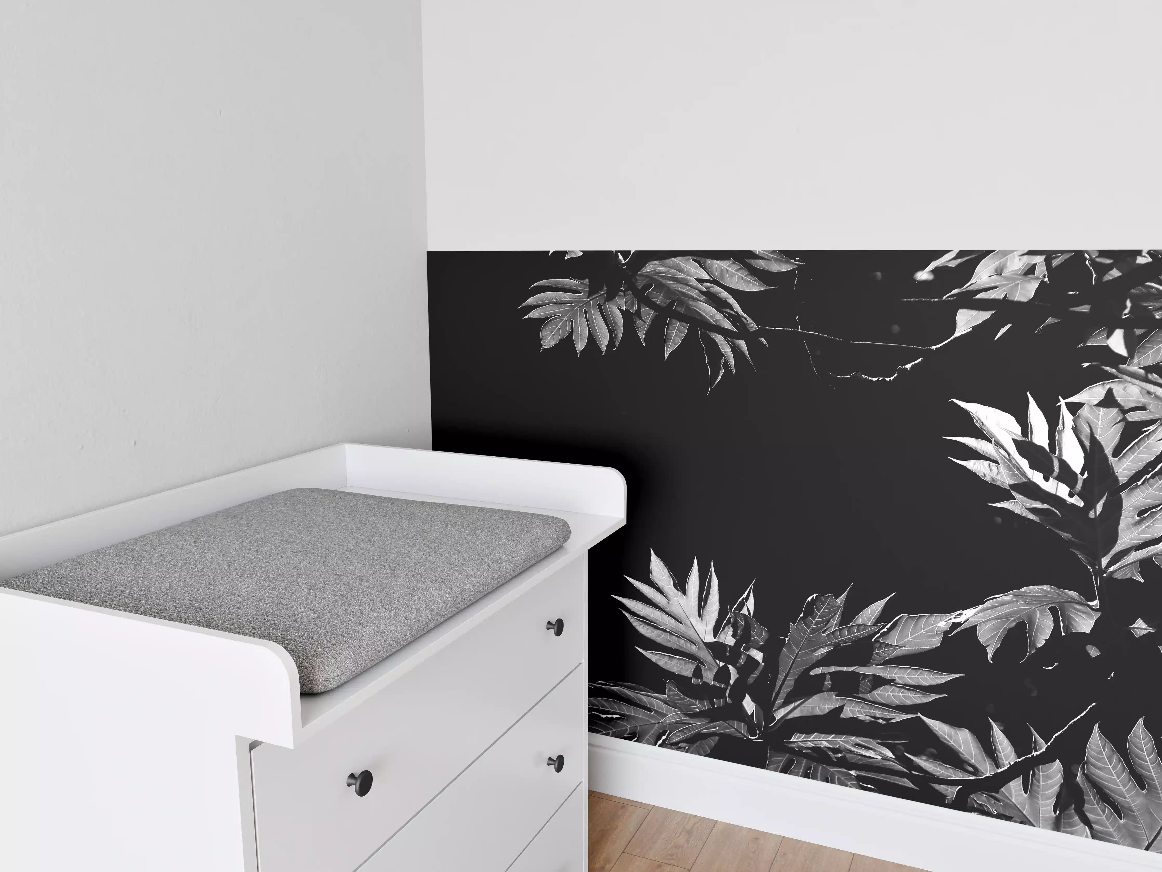 Babyzimmer Wandgestaltung - Dunkle Blattkontraste