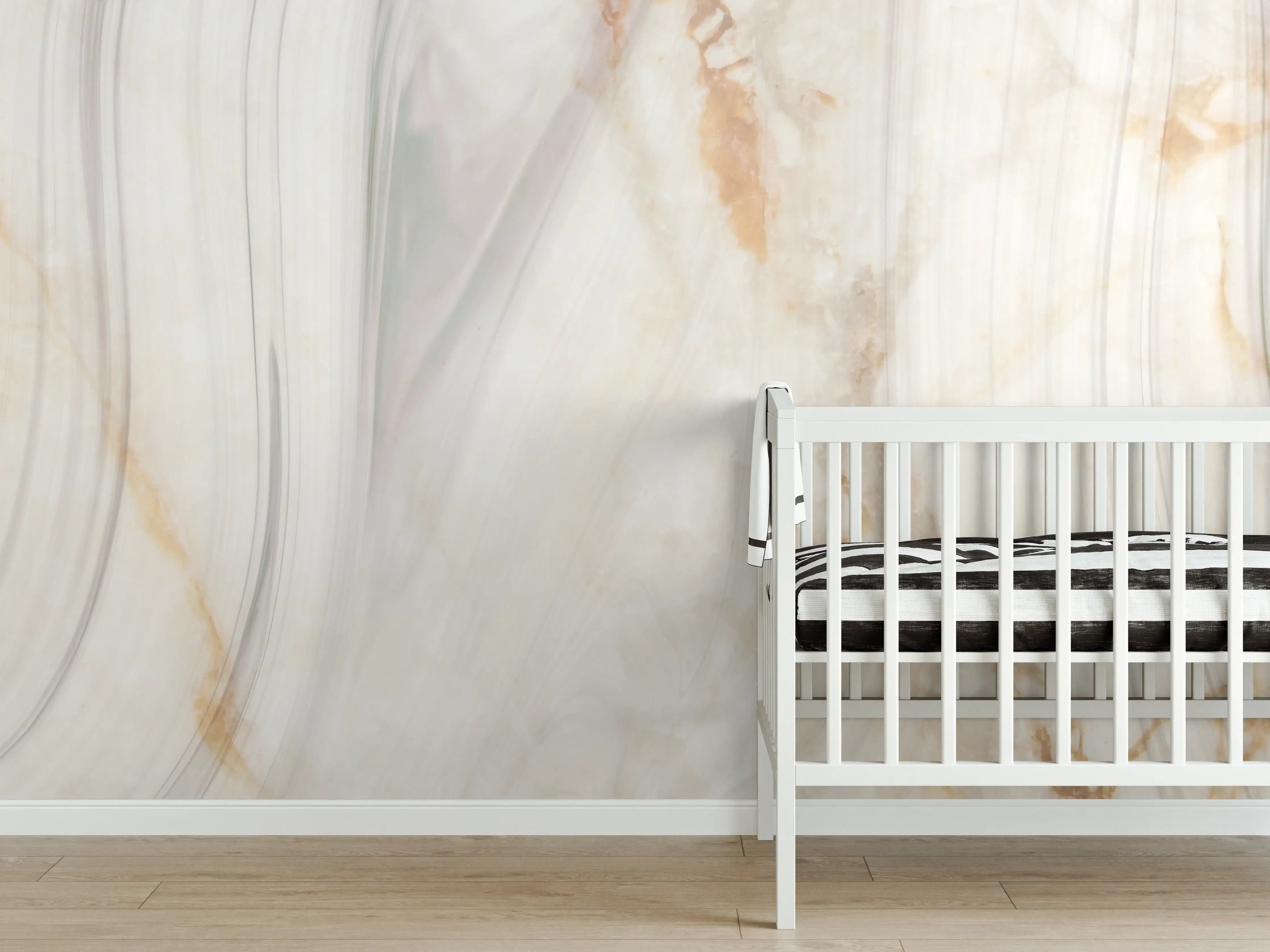 Babyzimmer Wandgestaltung - Edle bräunliche Marmorierung