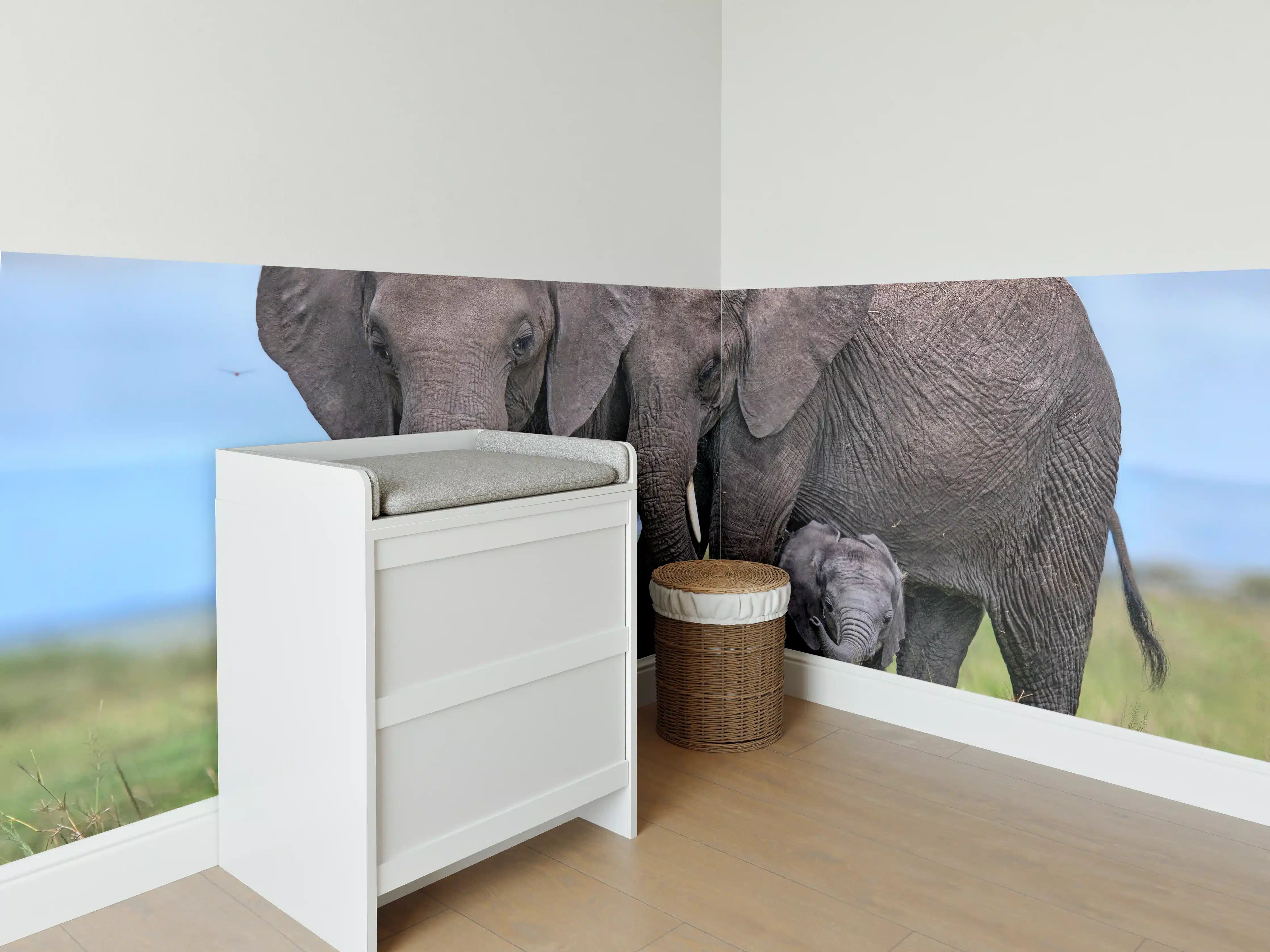 Babyzimmer Wandgestaltung - Elefanten Familie - Afrika