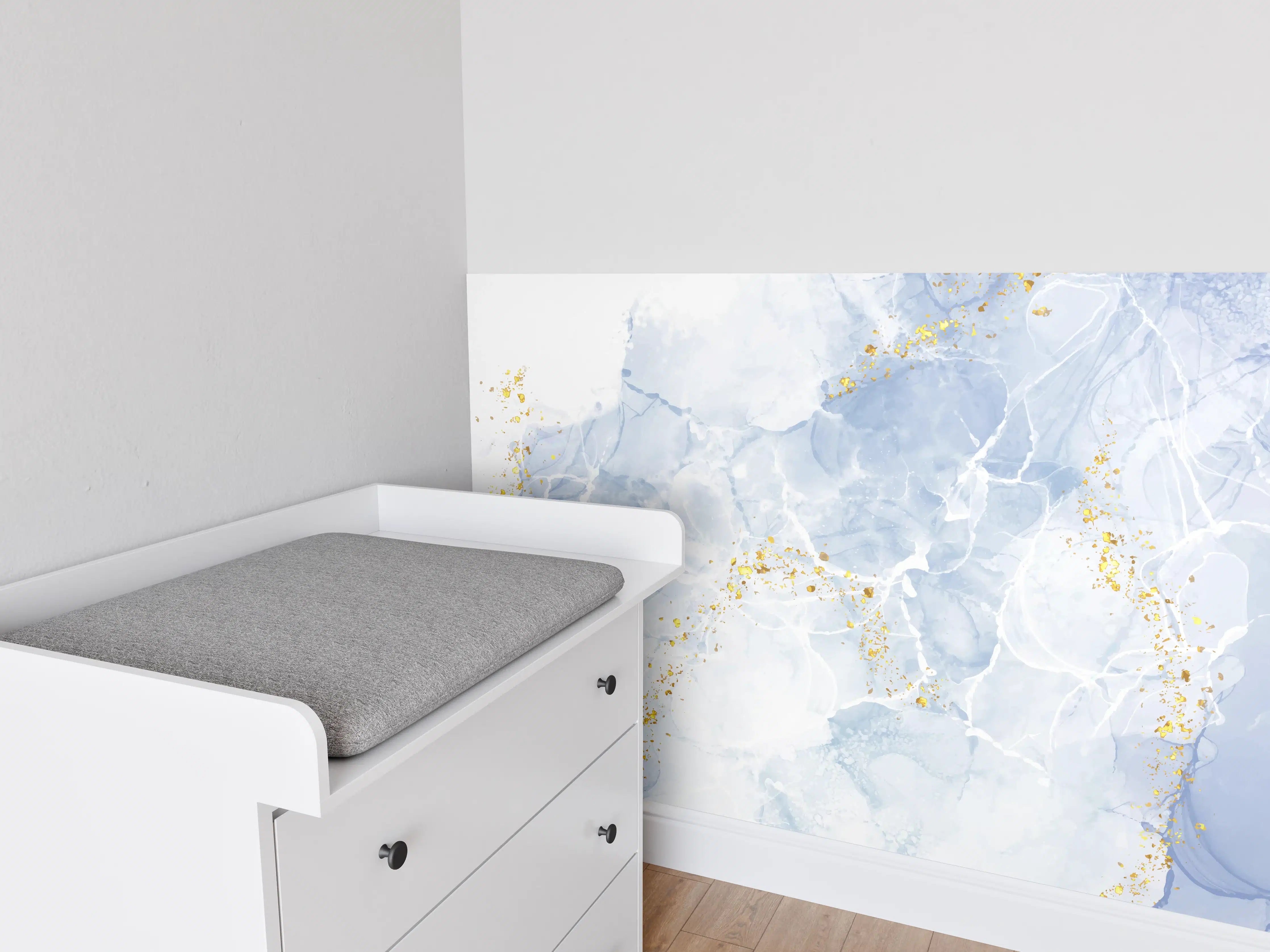 Babyzimmer Wandgestaltung - Elegante Weiß-Goldene Glitzer Textur
