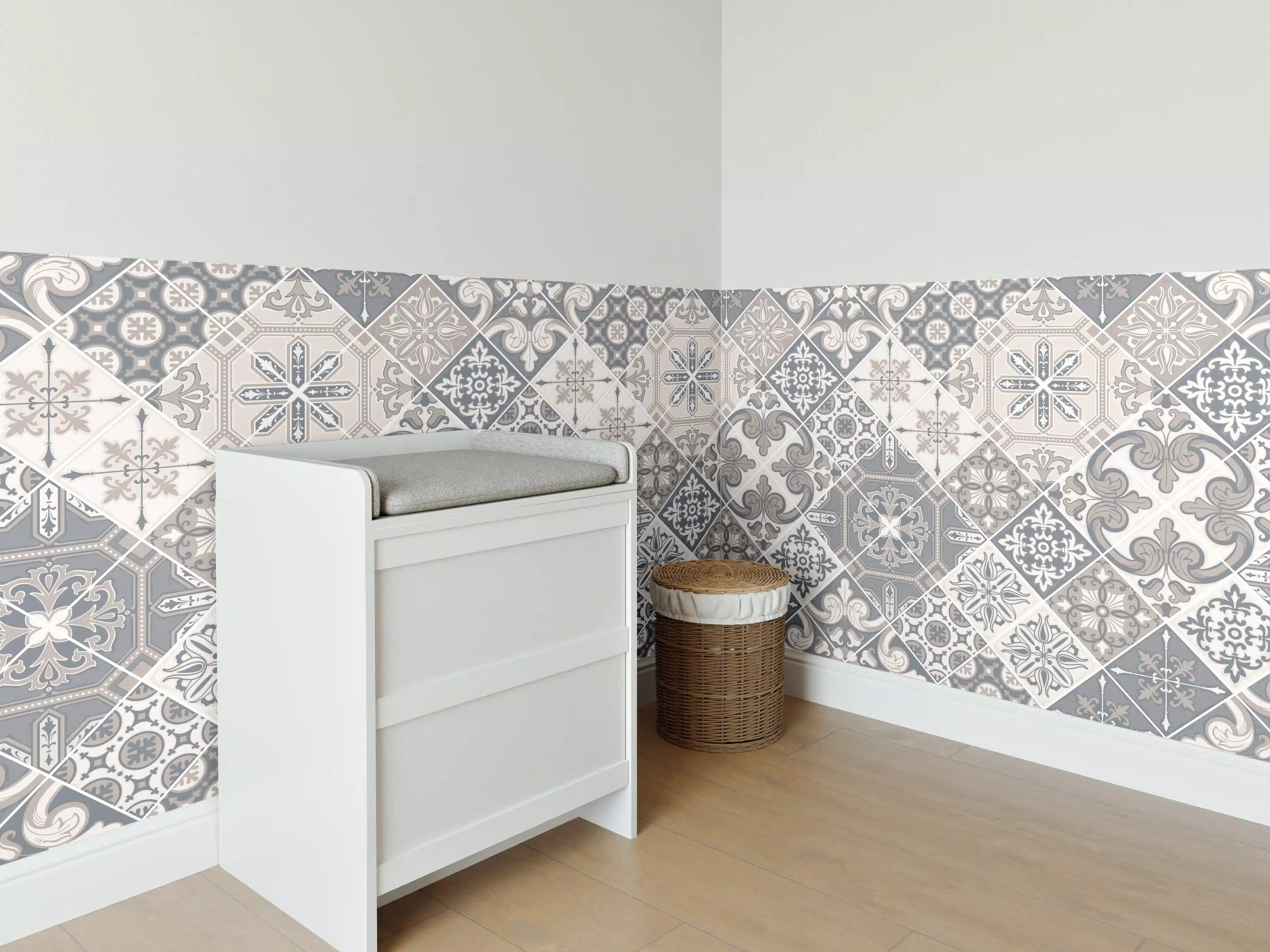 Babyzimmer Wandgestaltung - Elegantes Grau-Weiß Mosaikmuster
