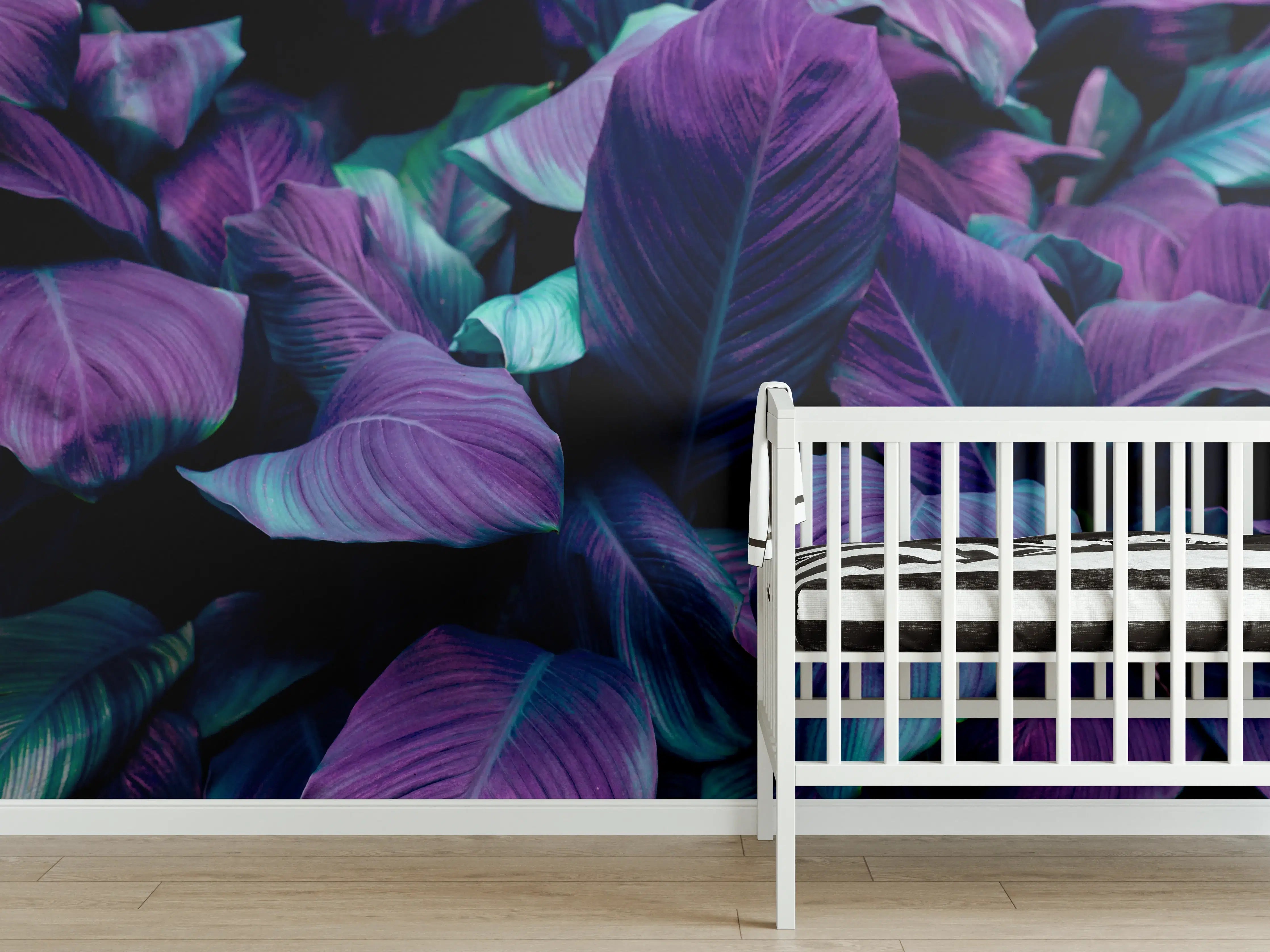 Babyzimmer Wandgestaltung - Farbintensive Tropenblatt-Textur