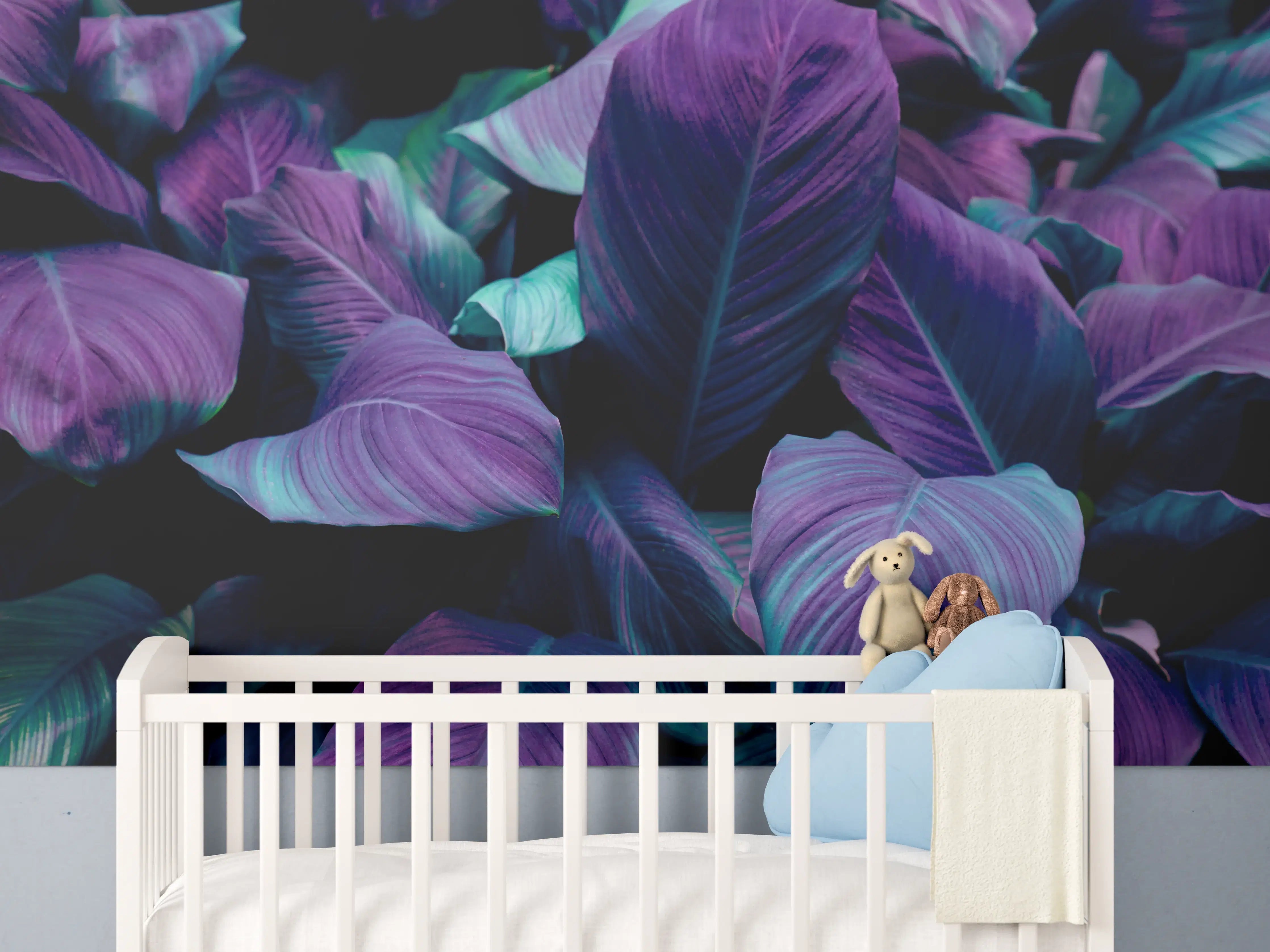 Babyzimmer Wandgestaltung - Farbintensive Tropenblatt-Textur