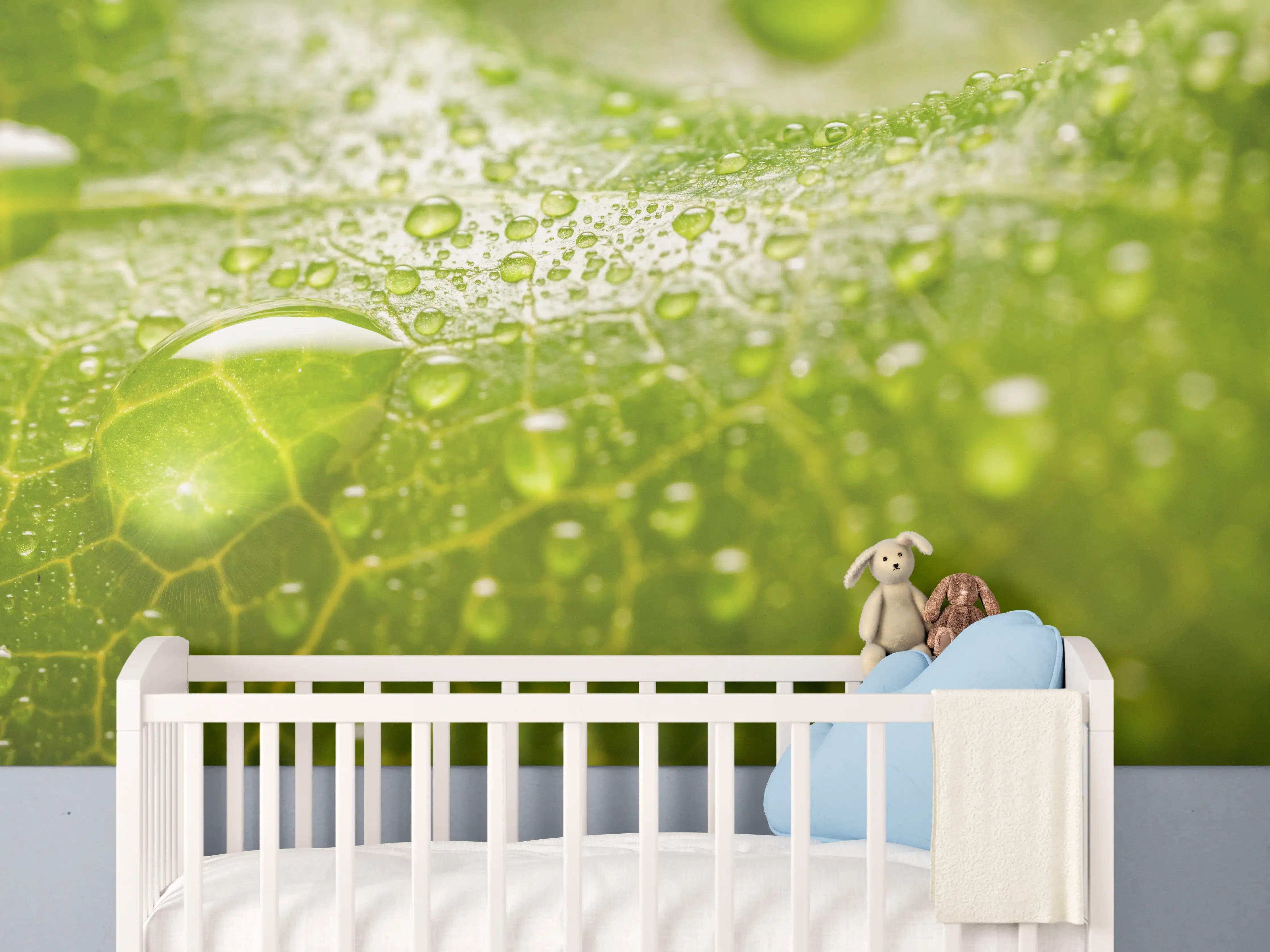 Babyzimmer Wandgestaltung - Feuchtes Blatt