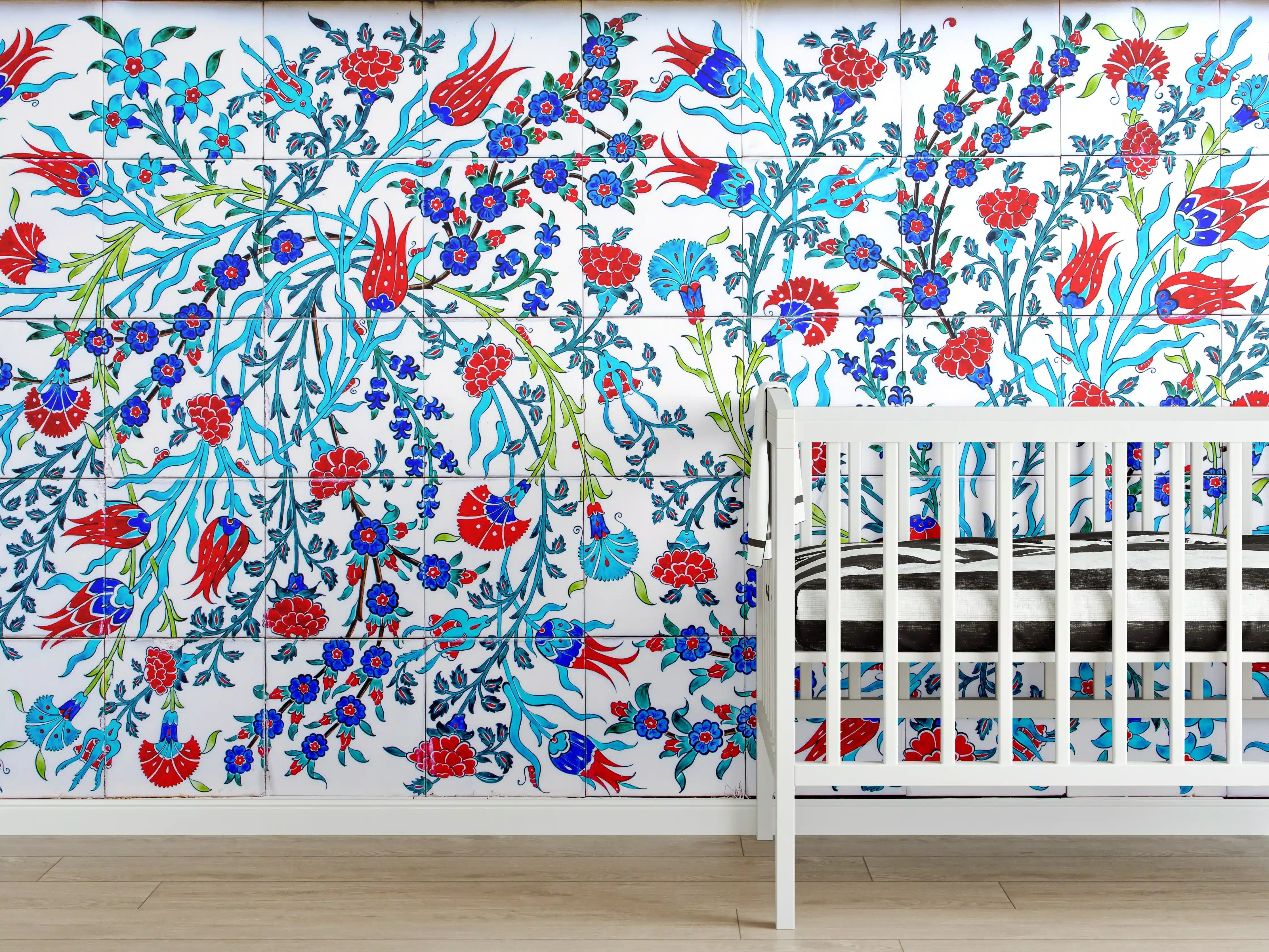 Babyzimmer Wandgestaltung - Florales Muster Türkische Wandfliese