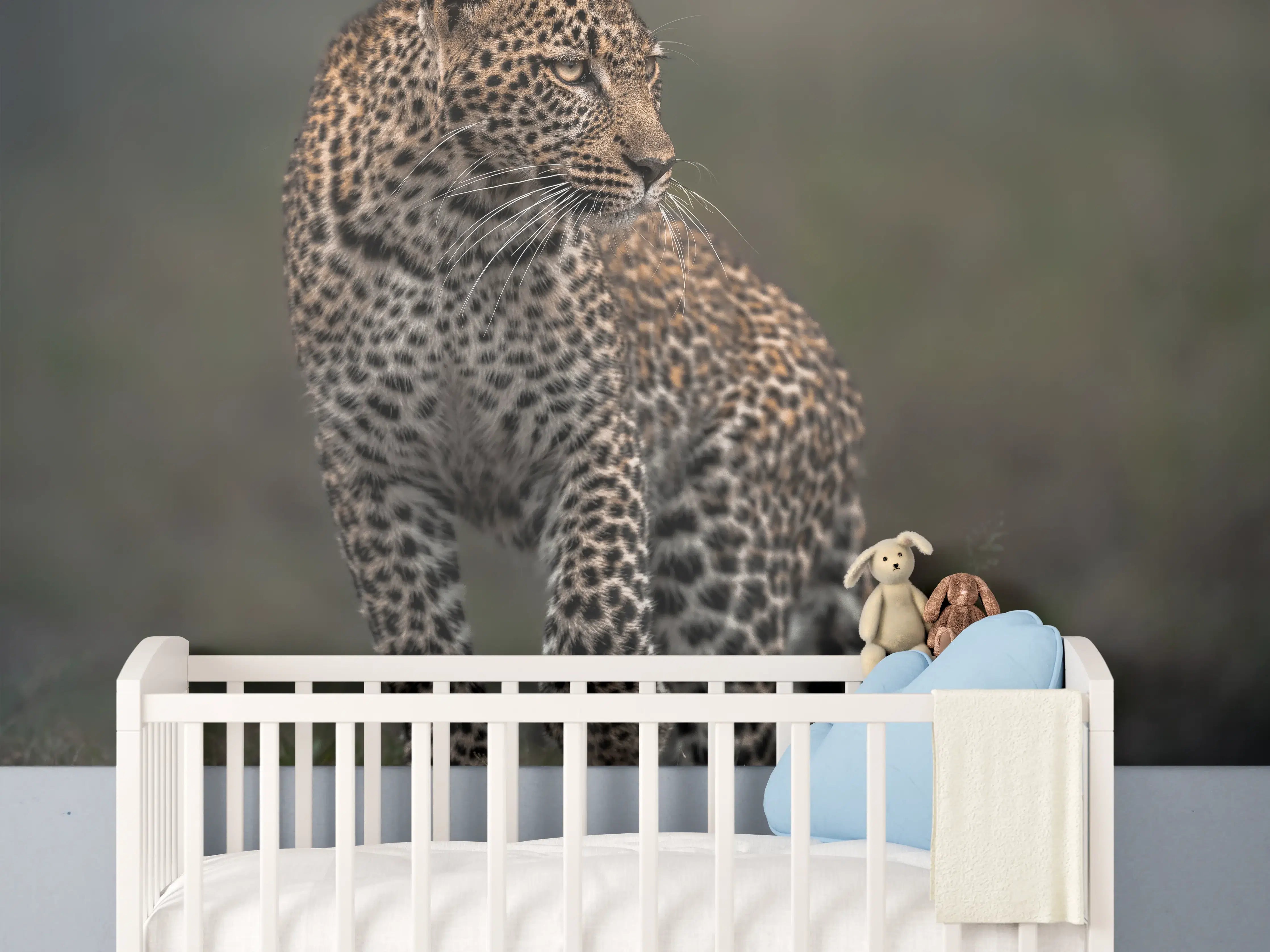 Babyzimmer Wandgestaltung - Fokussierter Leopard - Savanne