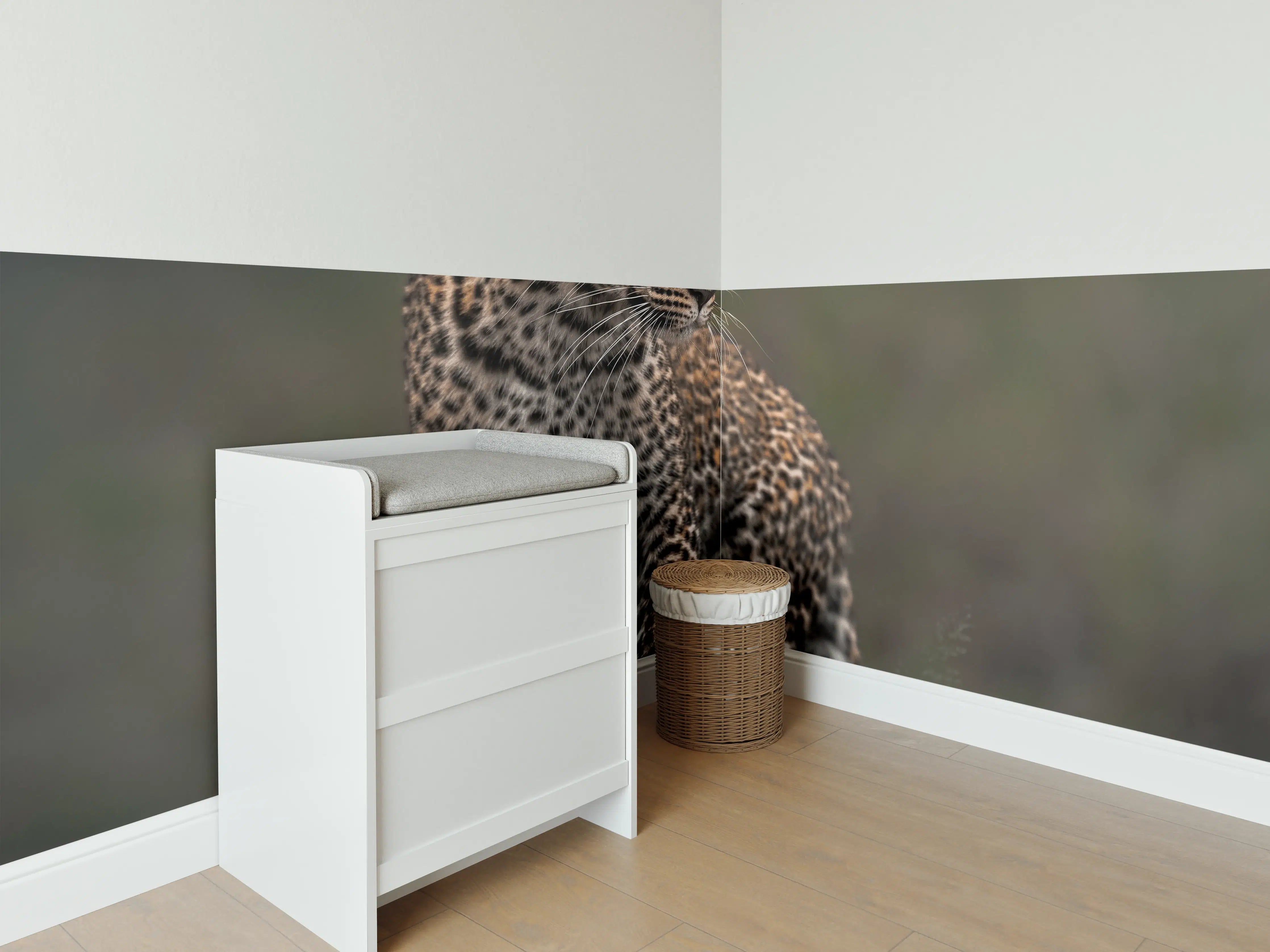 Babyzimmer Wandgestaltung - Fokussierter Leopard - Savanne