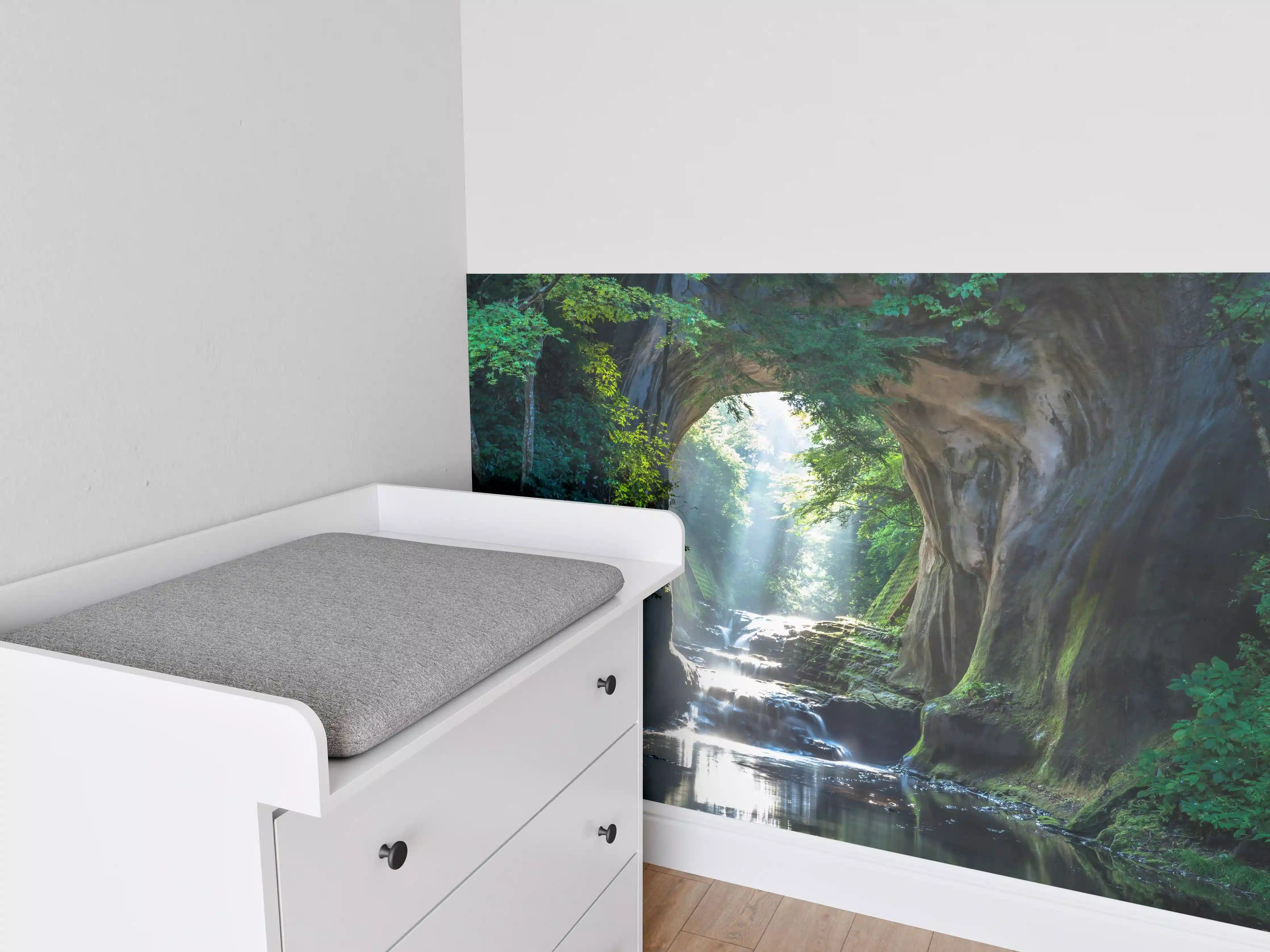 Babyzimmer Wandgestaltung - Friedlicher Chiba Wasserfall