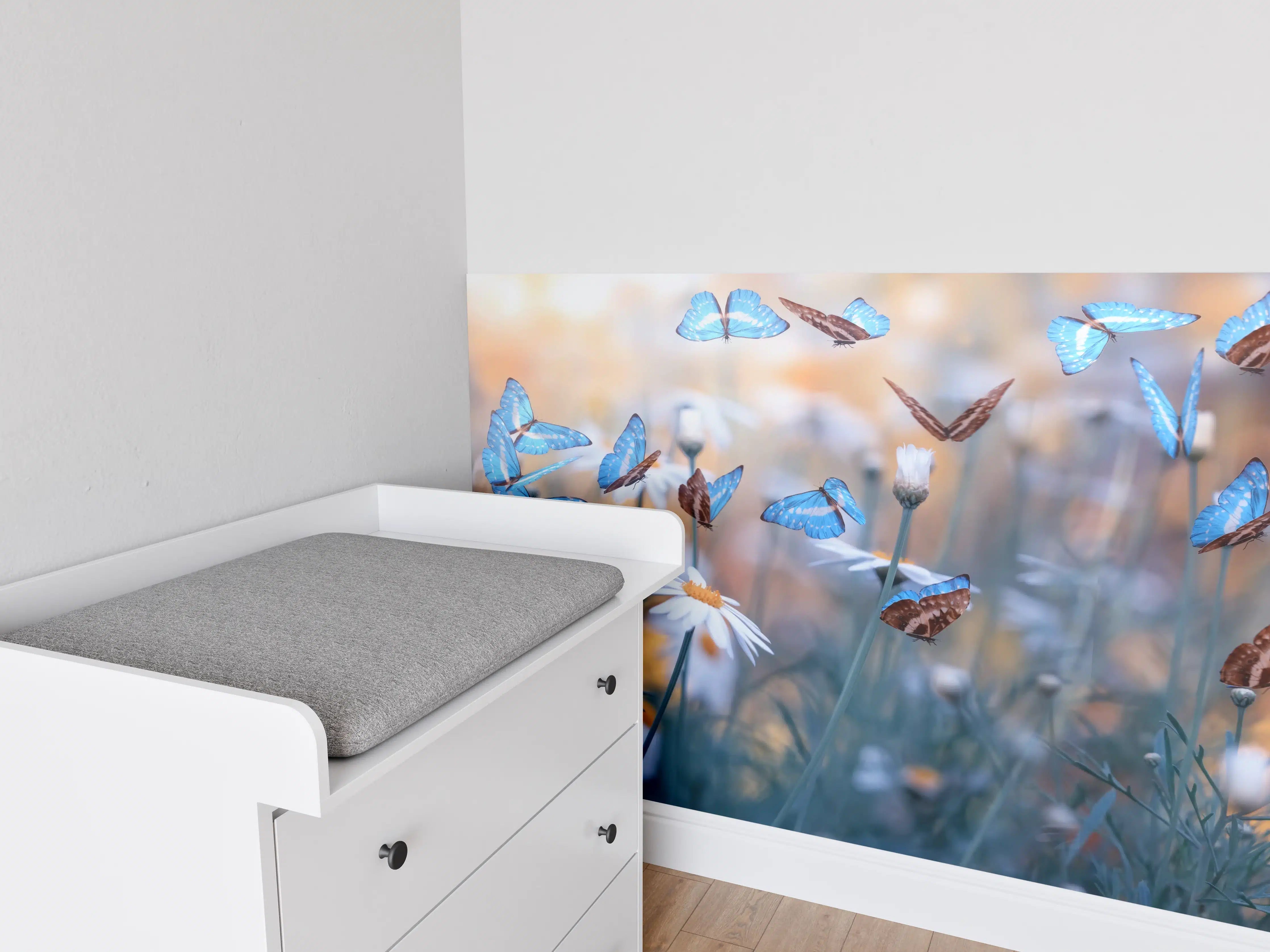 Babyzimmer Wandgestaltung - Frühling Naturlandschaft mit wilden Blumen