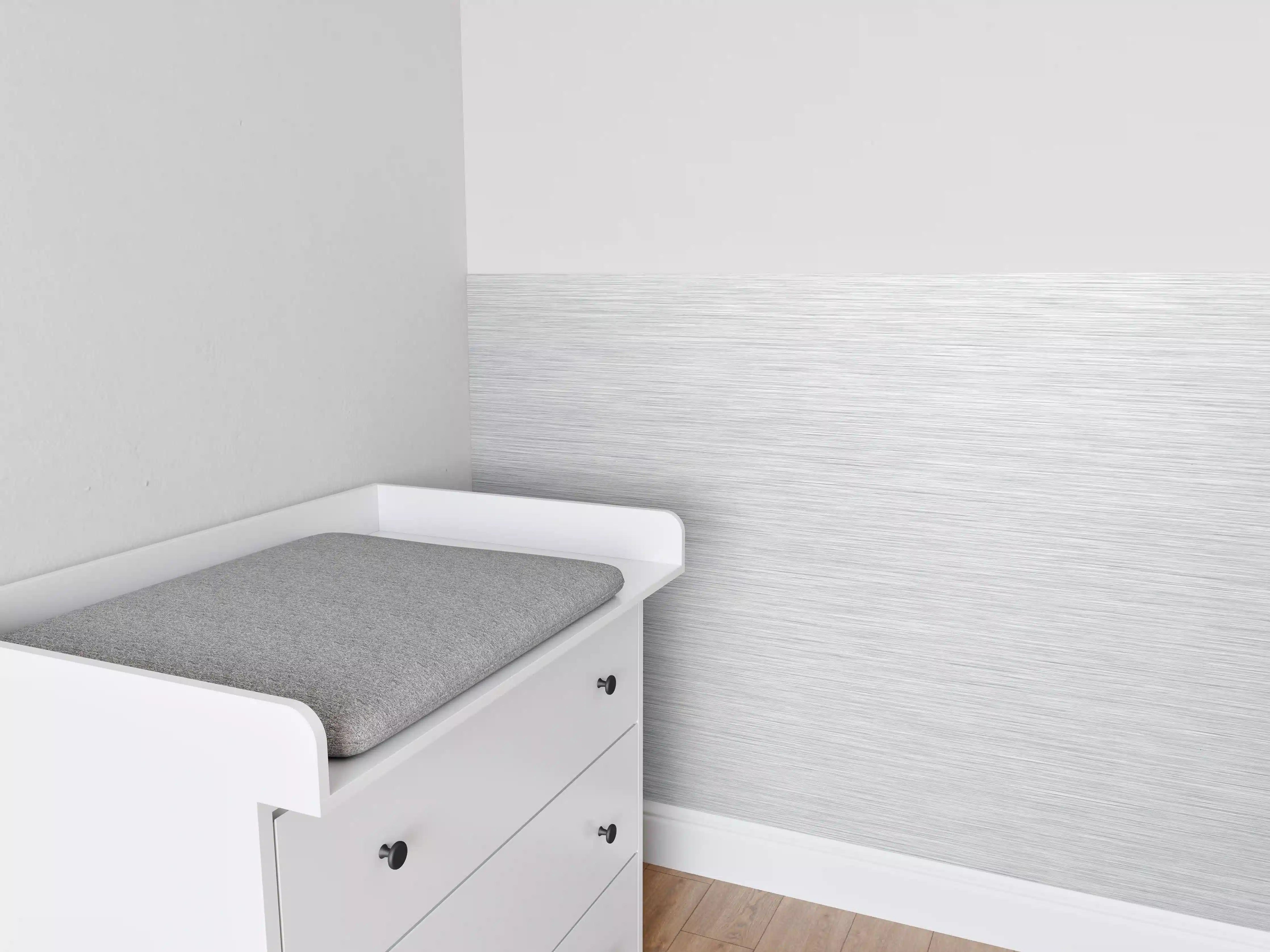 Babyzimmer Wandgestaltung - Gebürstete Aluminium Textur