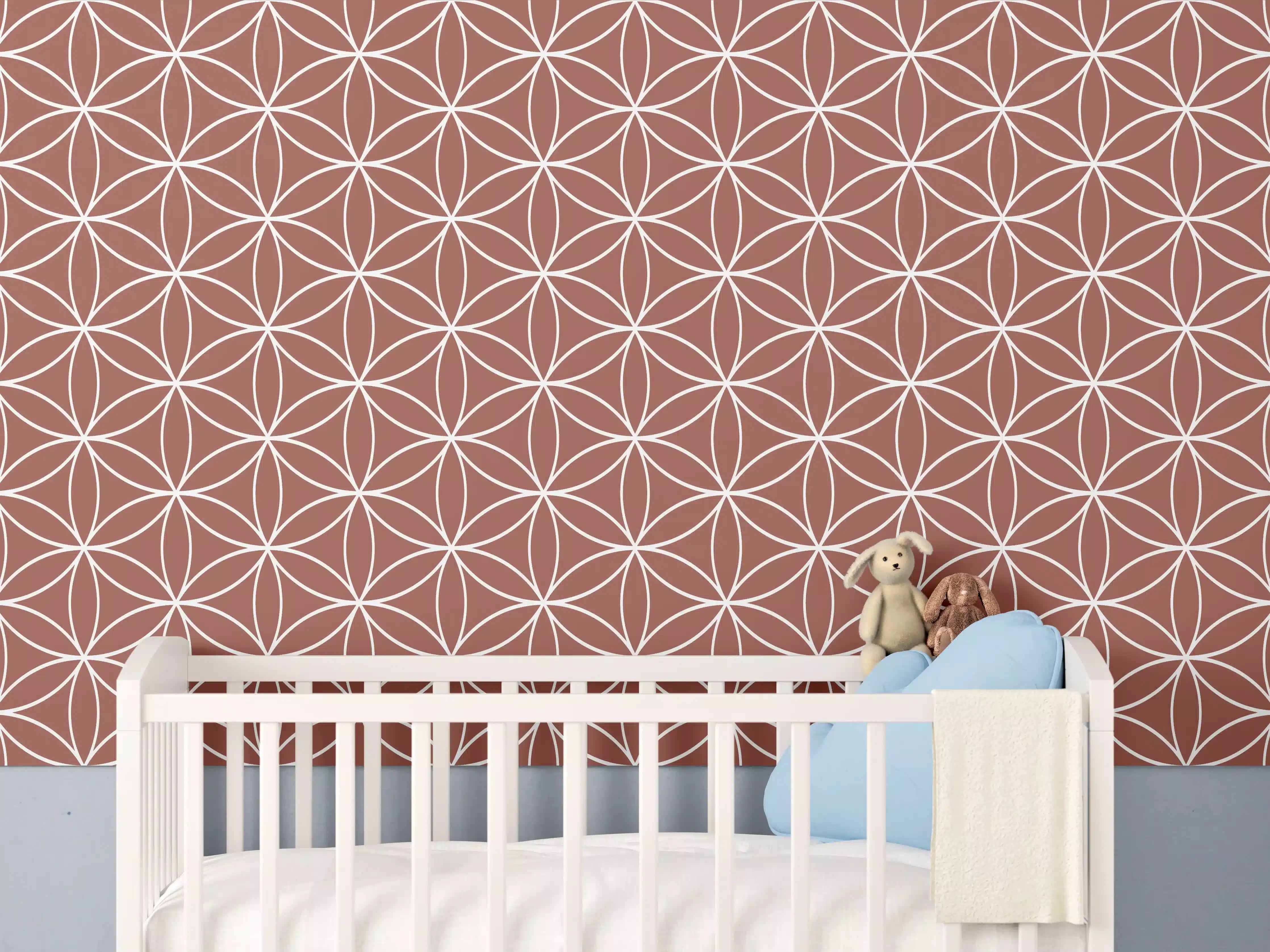 Babyzimmer Wandgestaltung - Geometrische Fliesen in warmem Braun mit Grauakzenten