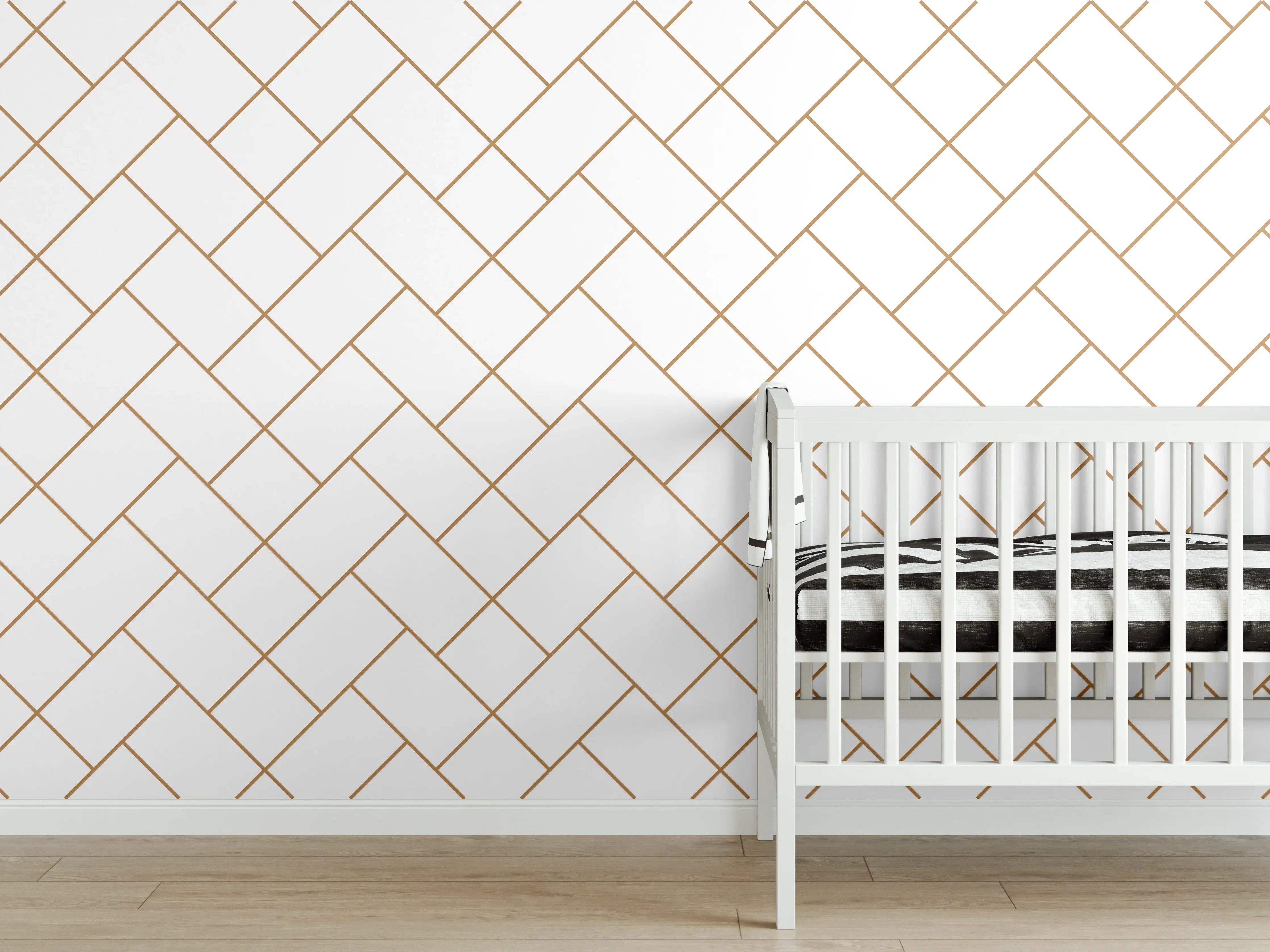 Babyzimmer Wandgestaltung - Gittermuster in Gold auf Weiß