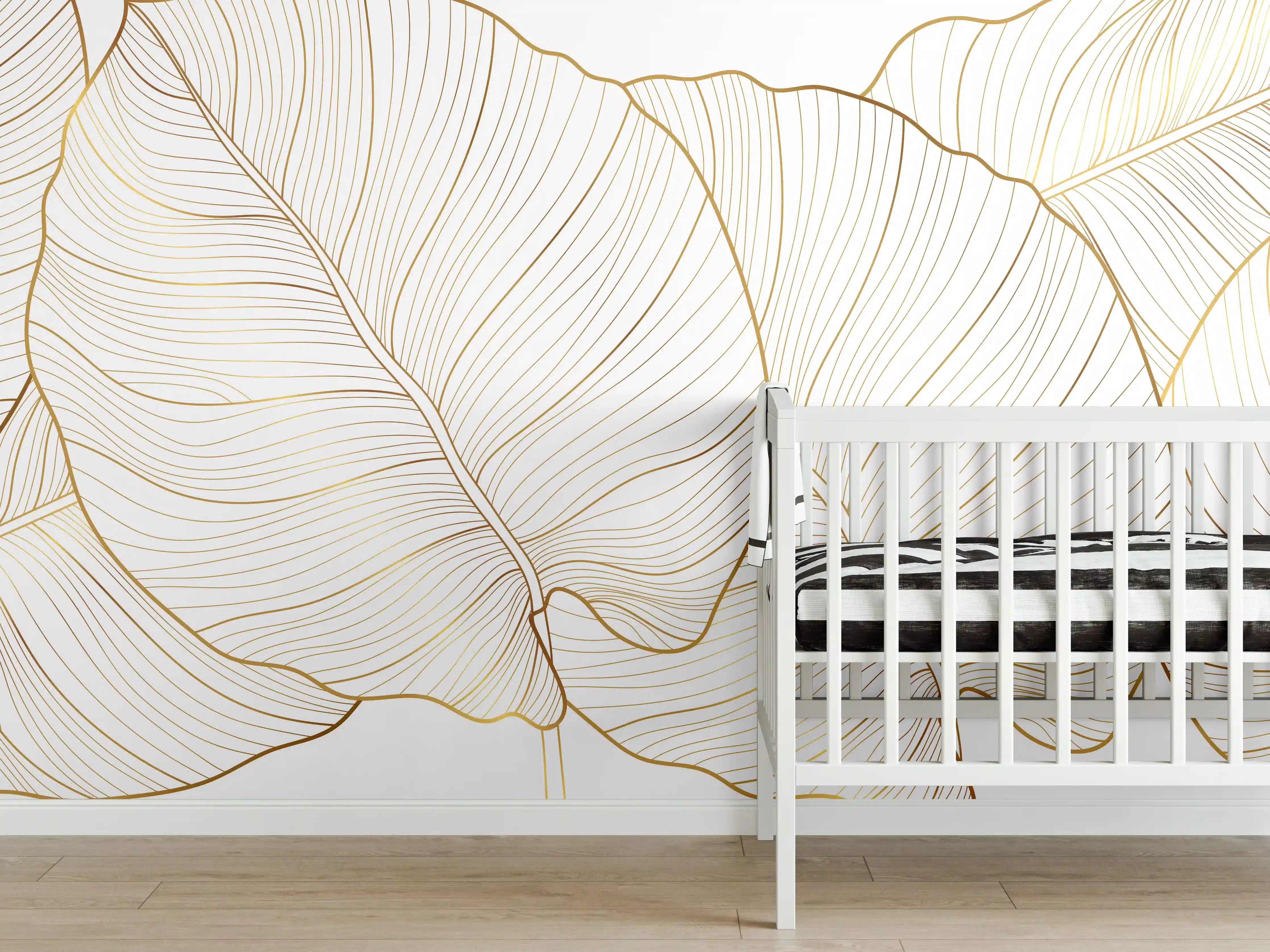 Babyzimmer Wandgestaltung - Goldene Blattstruktur auf Weiß