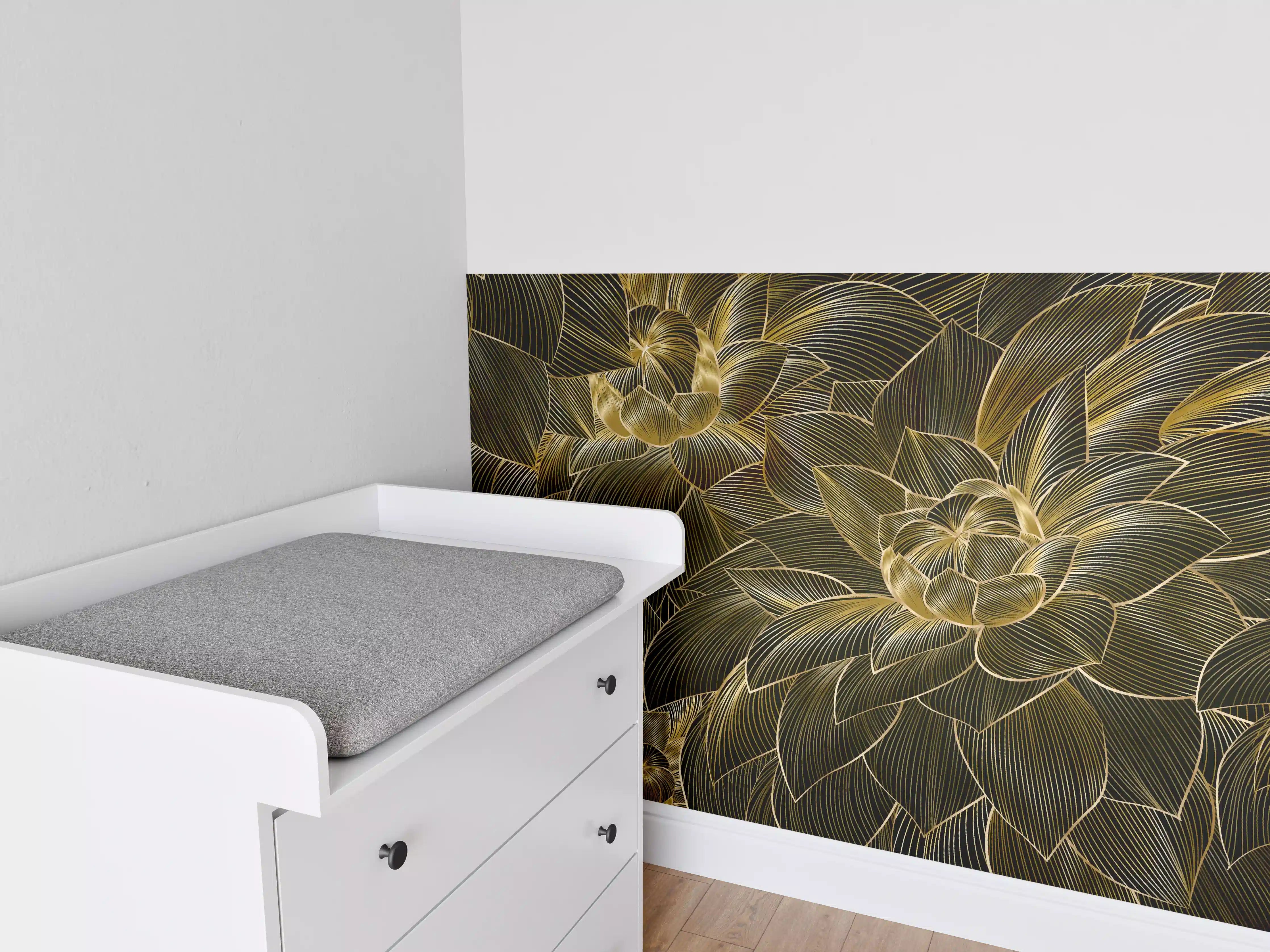 Babyzimmer Wandgestaltung - Goldene Blütenmuster Tapete