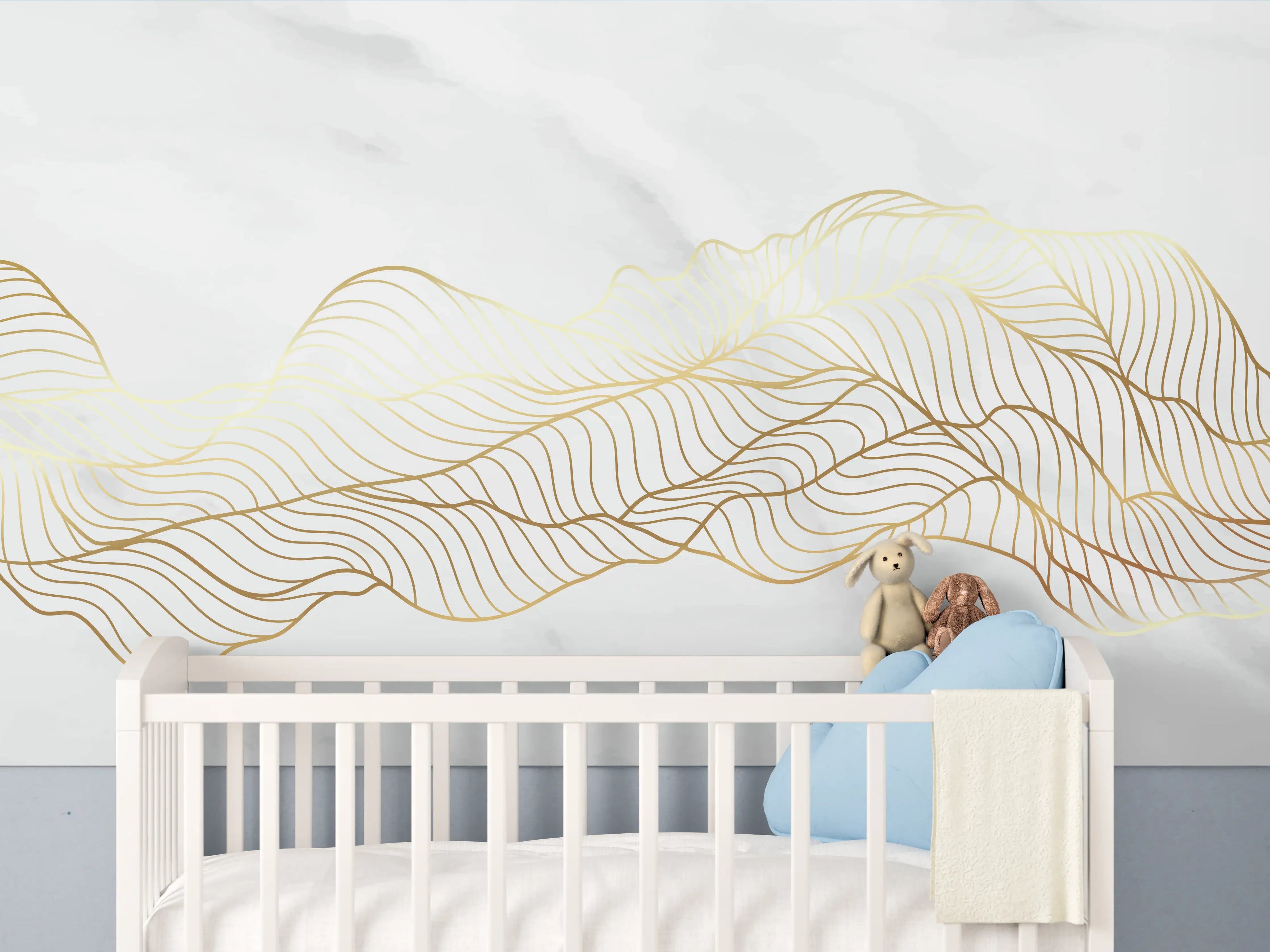 Babyzimmer Wandgestaltung - Goldene Wellenlinien auf Marmor