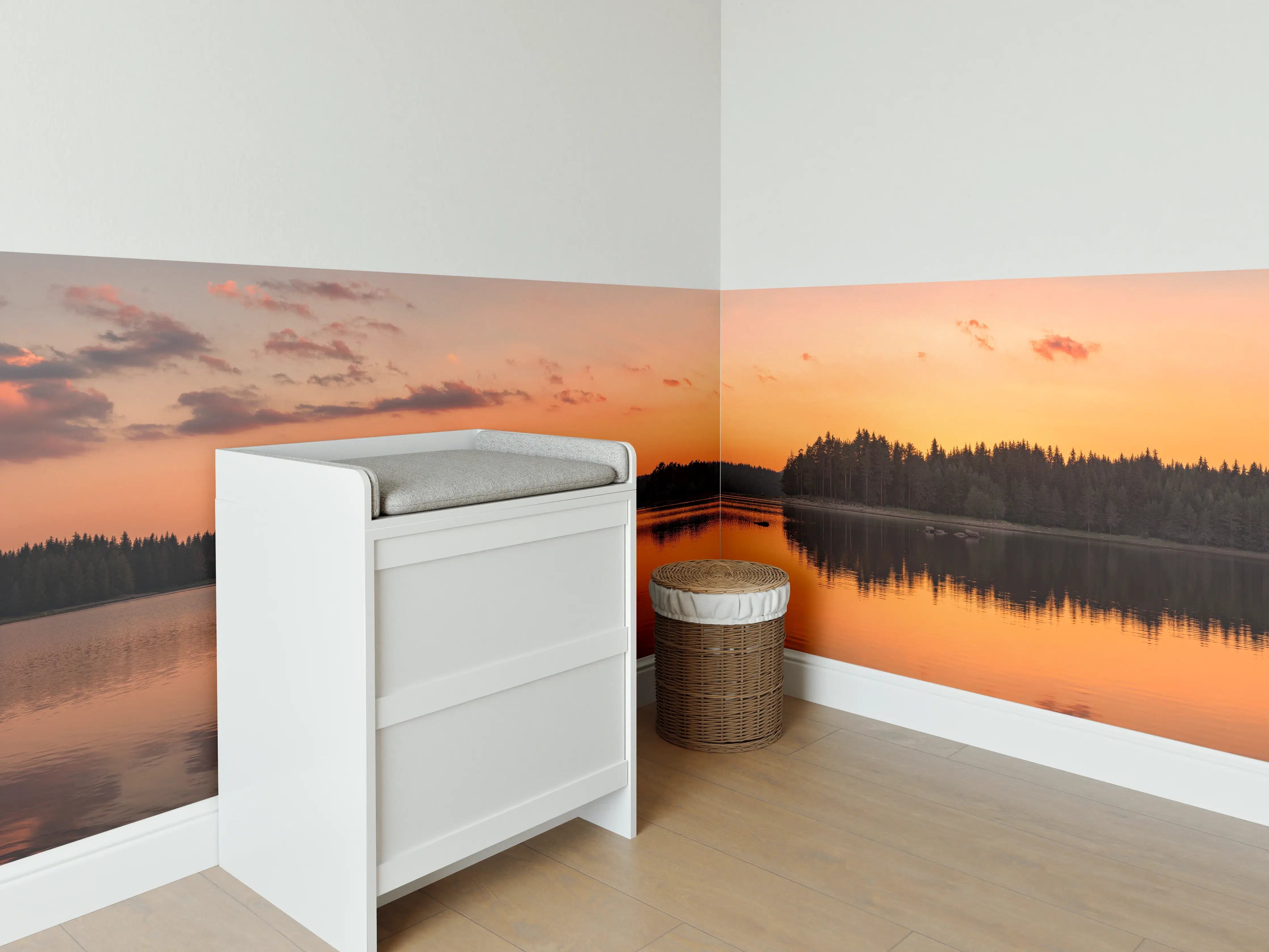 Babyzimmer Wandgestaltung - Goldener See - Bulgarien