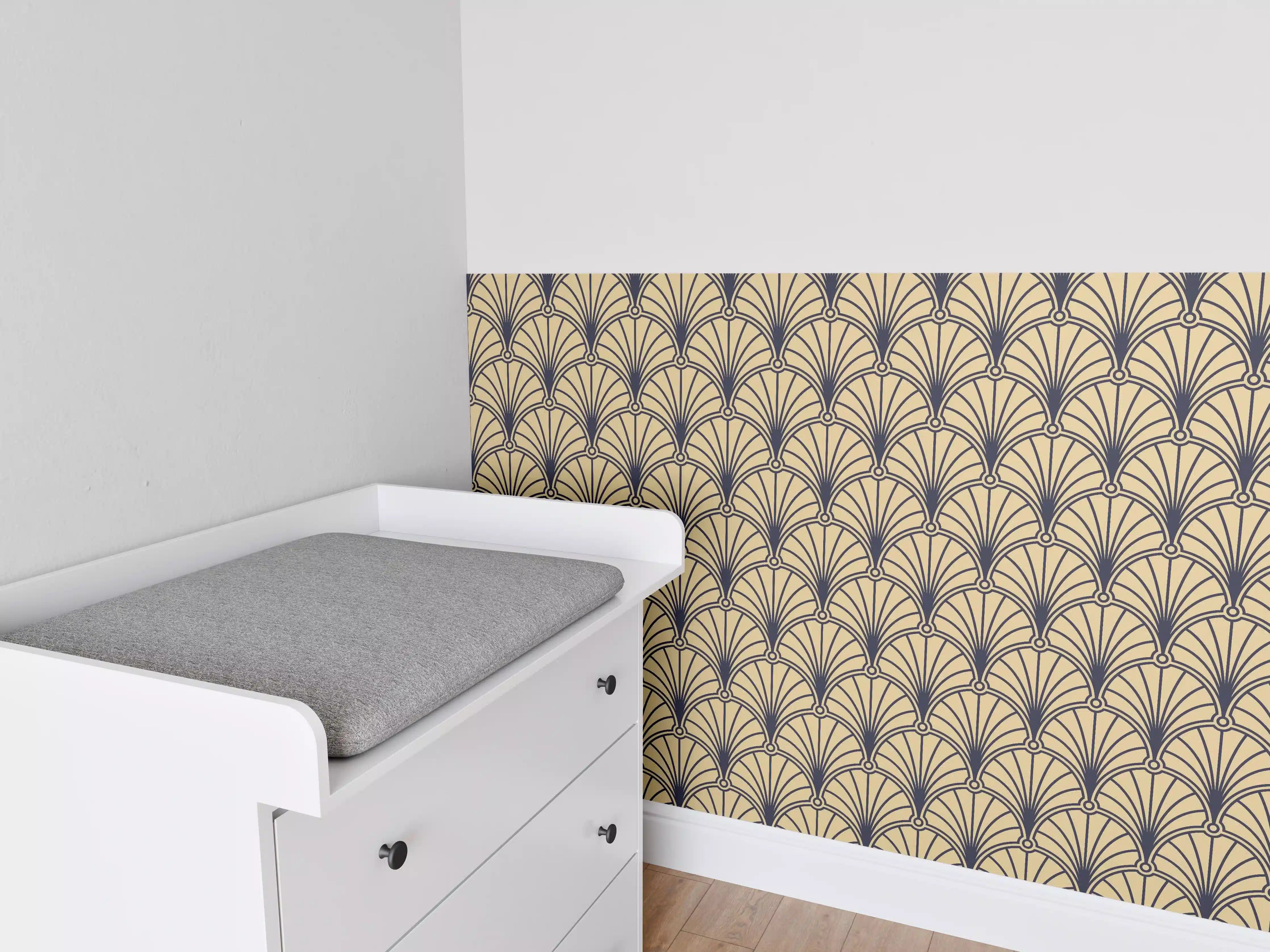 Babyzimmer Wandgestaltung - Goldenes Art-Deco-Muster