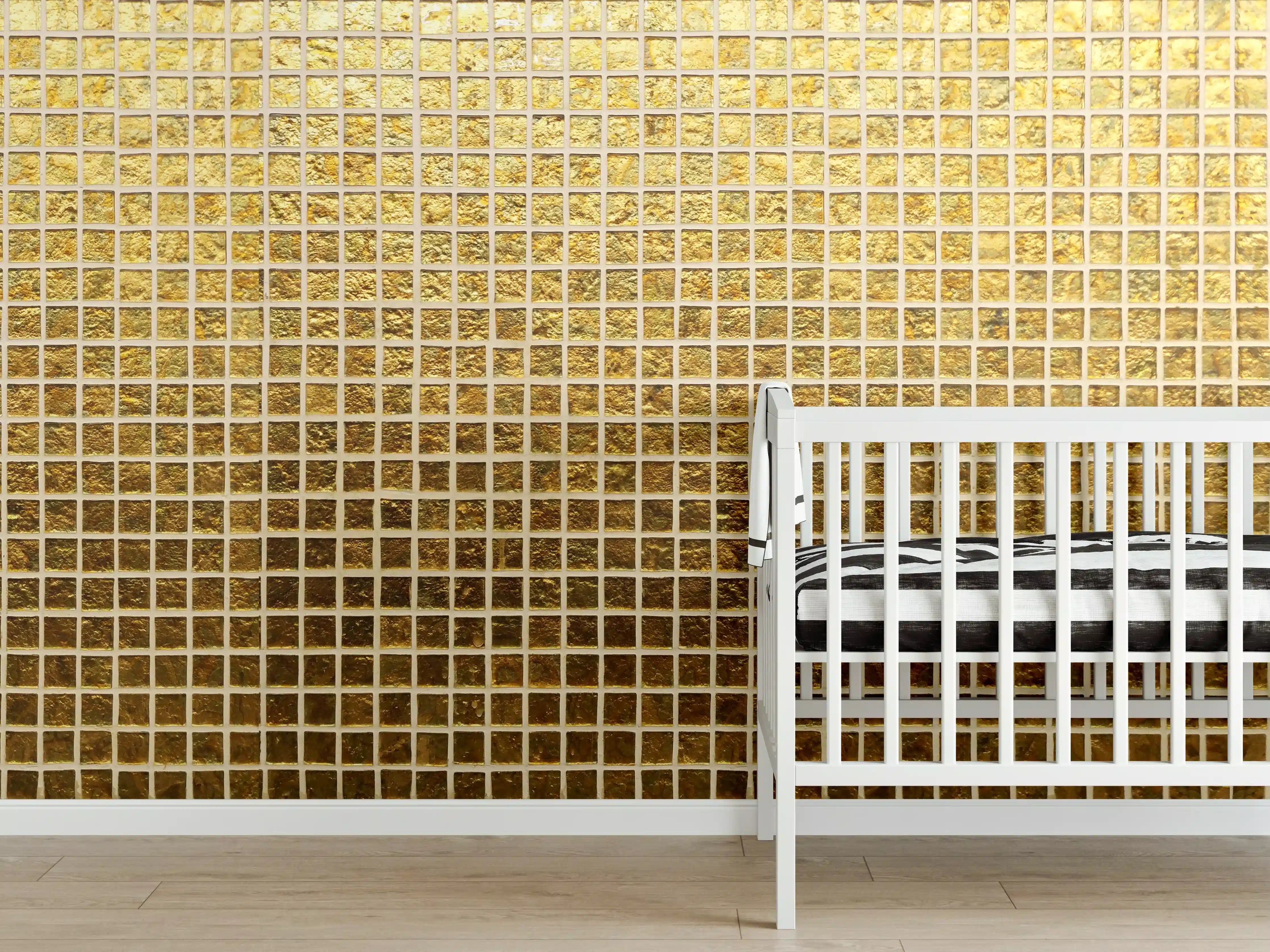 Babyzimmer Wandgestaltung - Goldenes Fliesenmuster