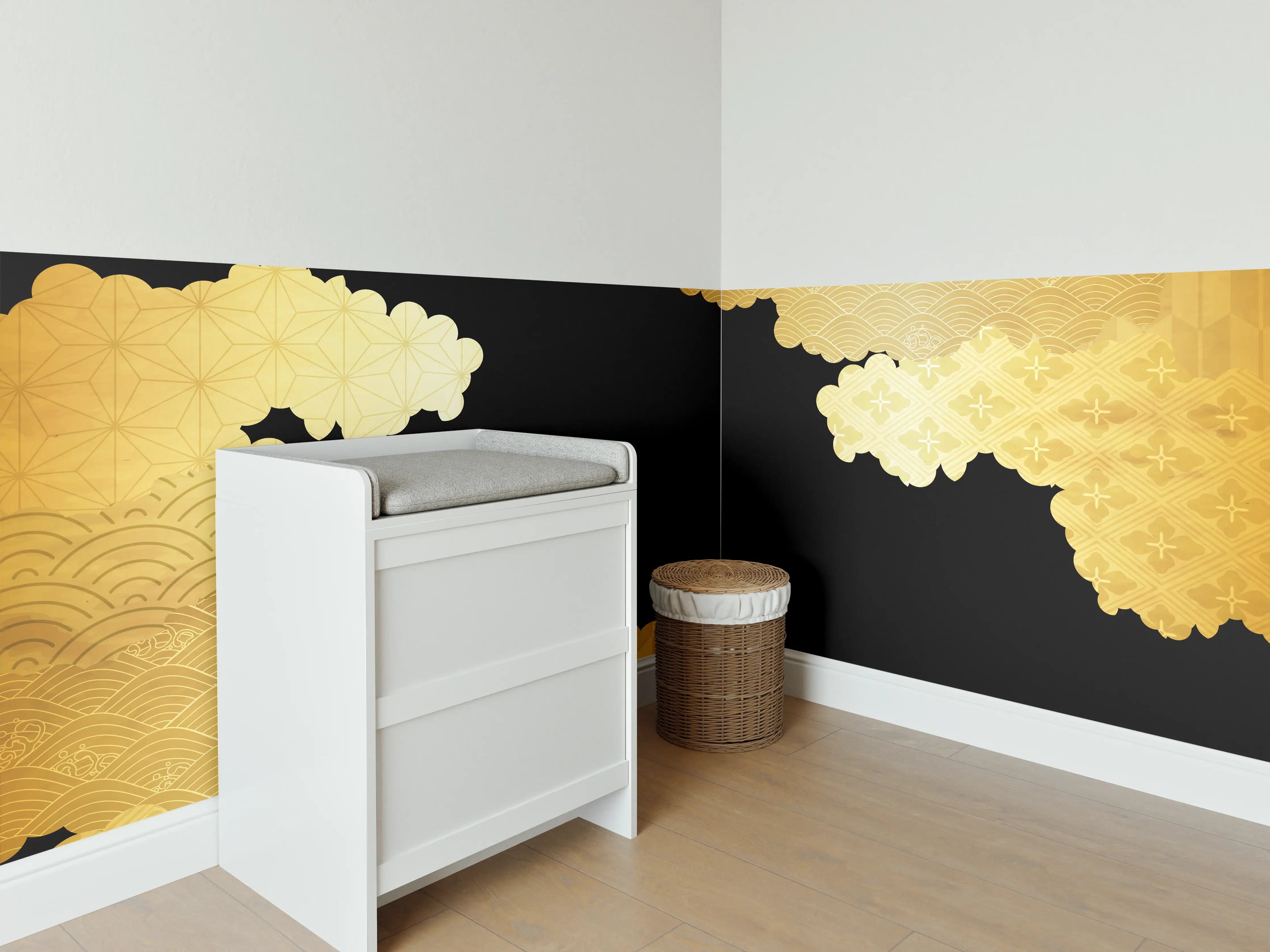 Babyzimmer Wandgestaltung - Goldenes Wolkendesign Muster