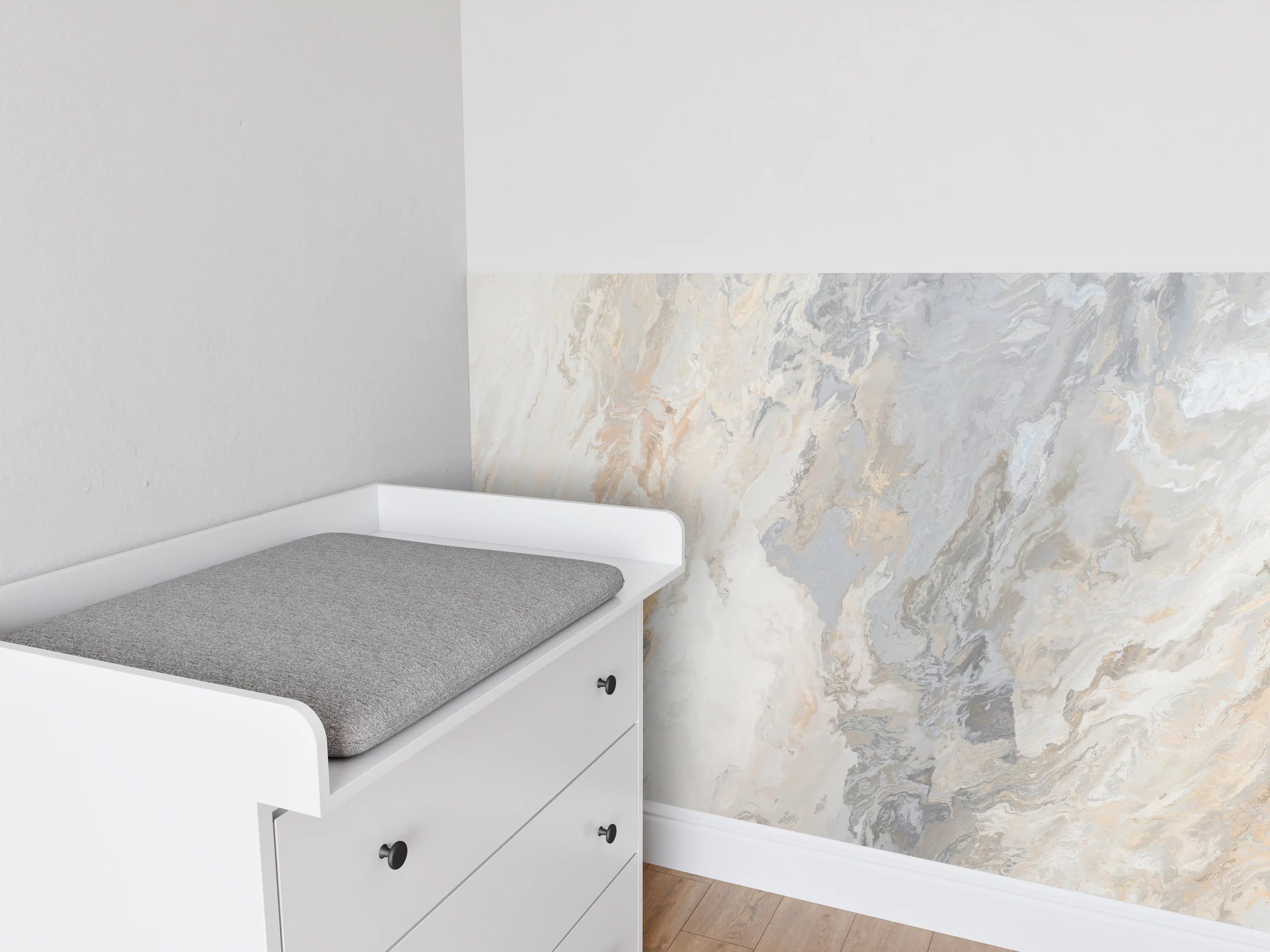 Babyzimmer Wandgestaltung - Gräulich-beiger matter Marmor