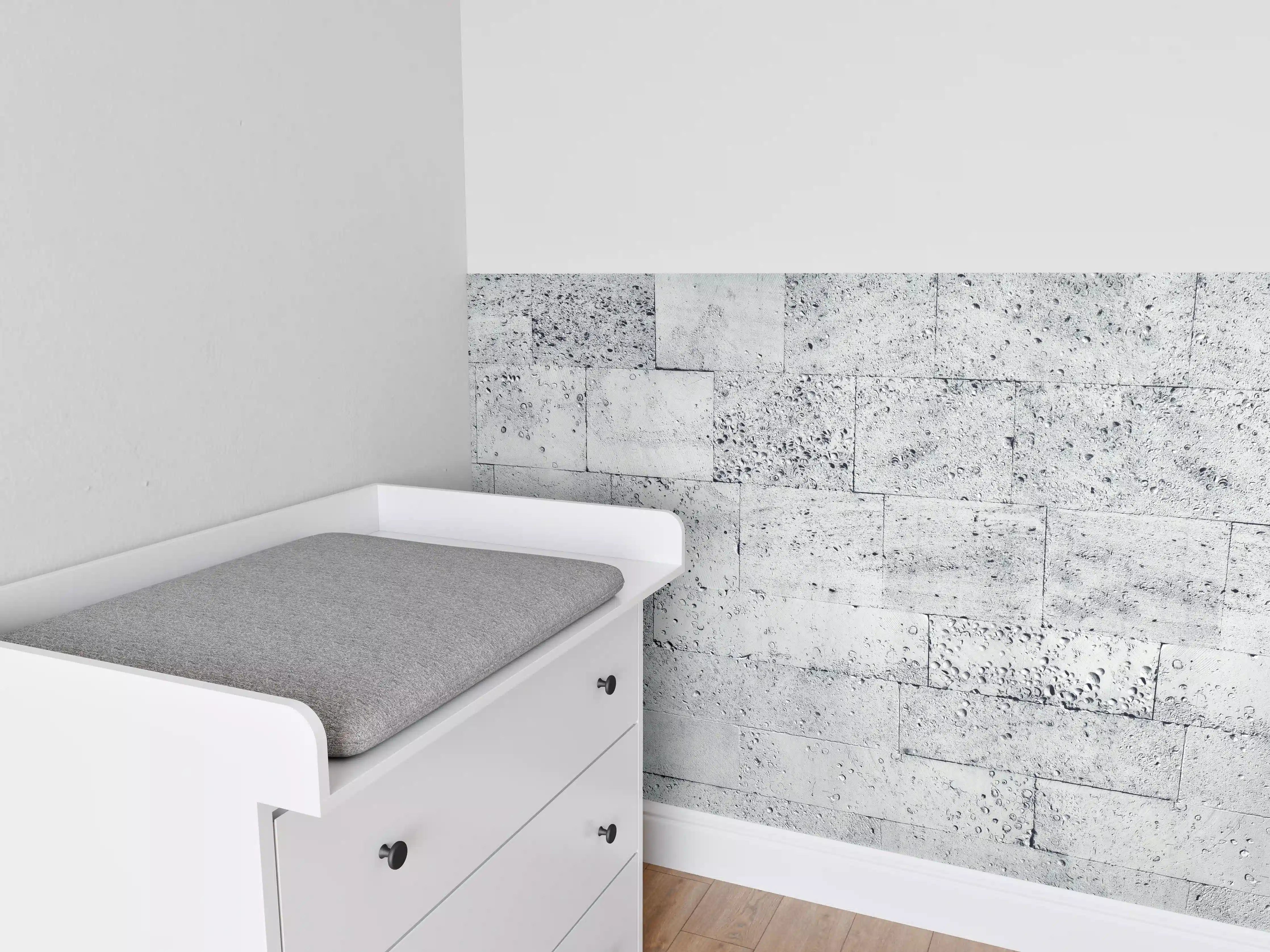 Babyzimmer Wandgestaltung - Gräuliche Tuffstein-Blockwand