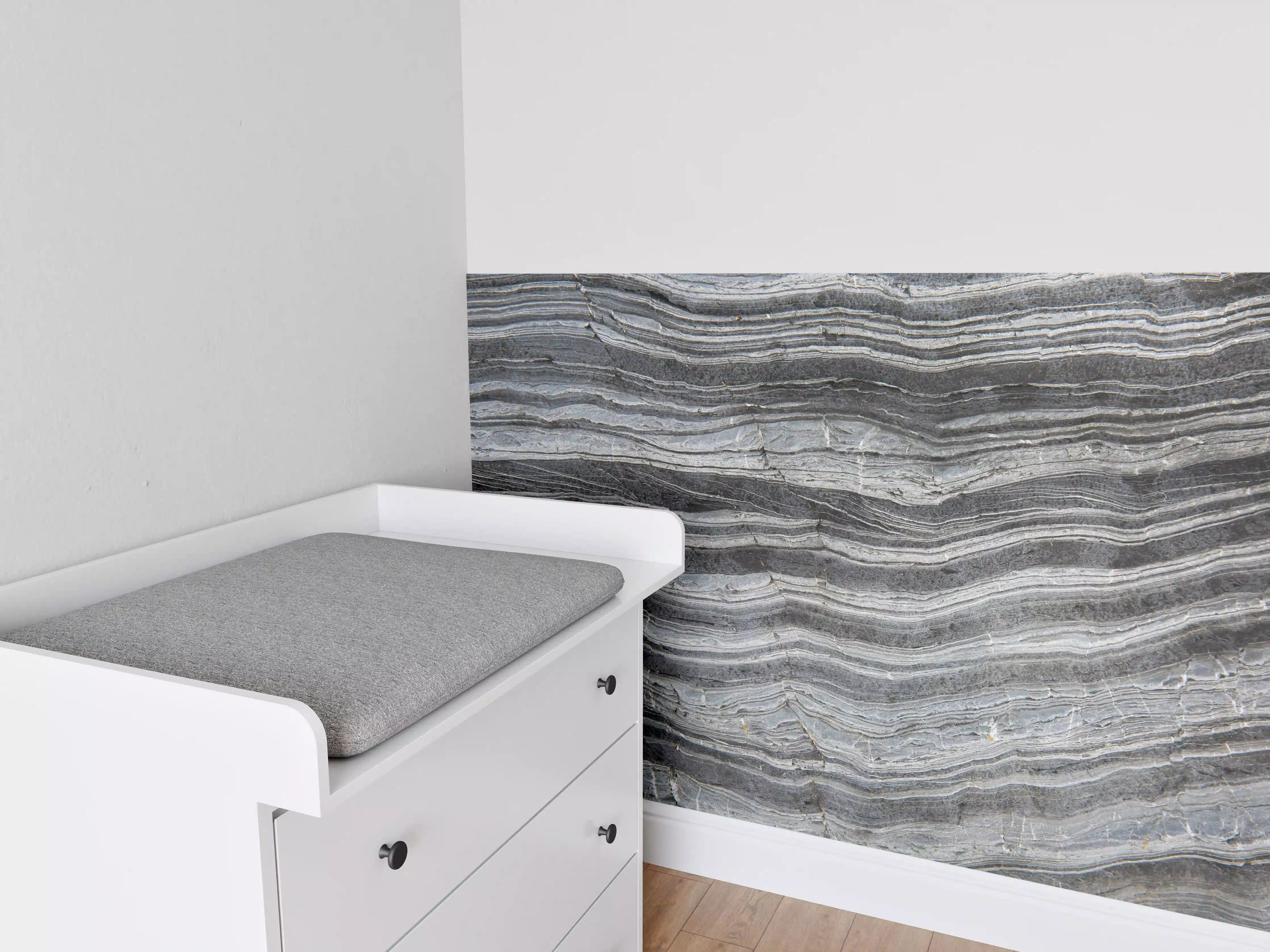 Babyzimmer Wandgestaltung - Gräulicher rissiger Schiefer