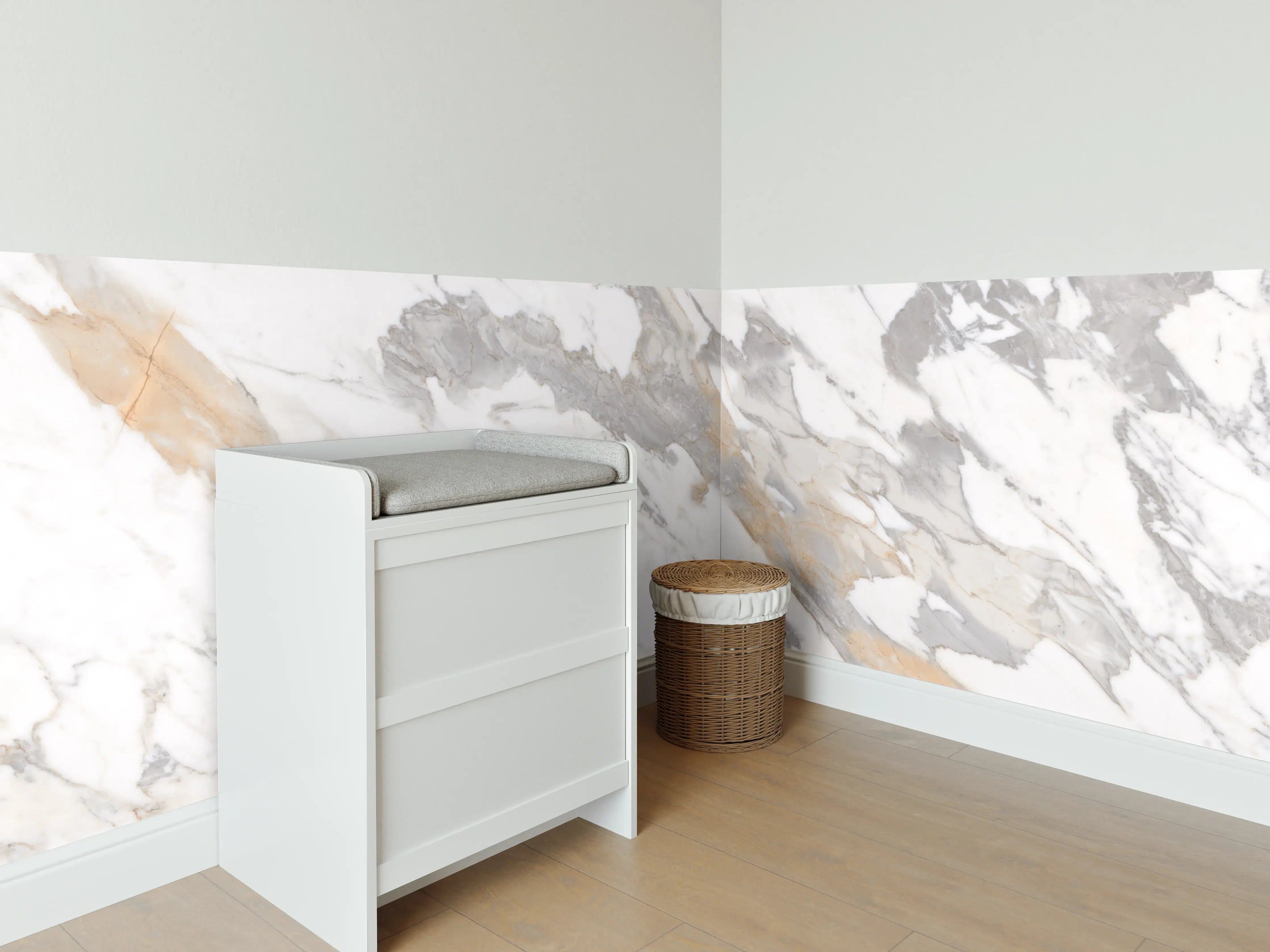 Babyzimmer Wandgestaltung - Grau-beiger abstrakter Marmor