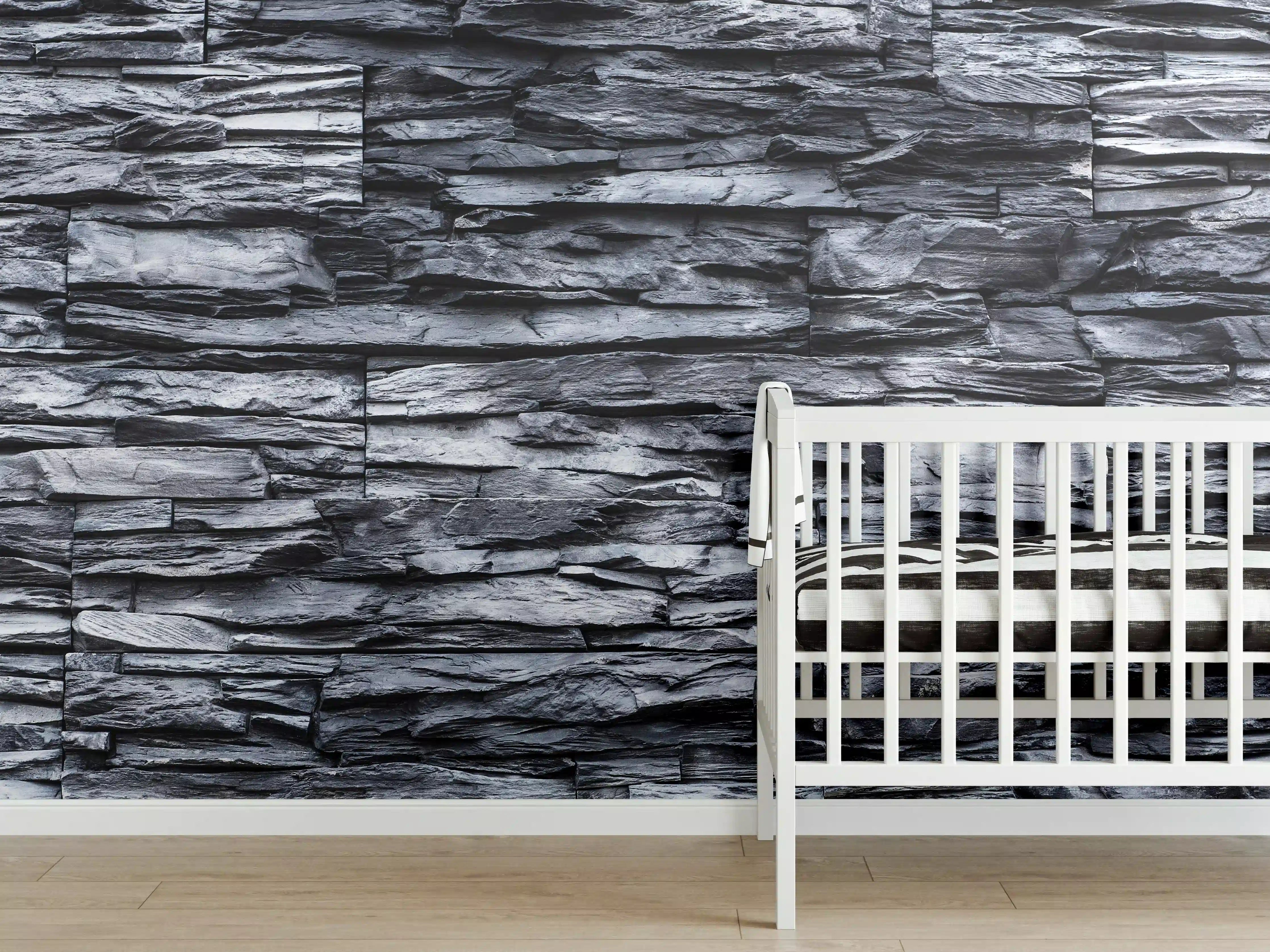 Babyzimmer Wandgestaltung - Graue Natursteinmauer mit Textur