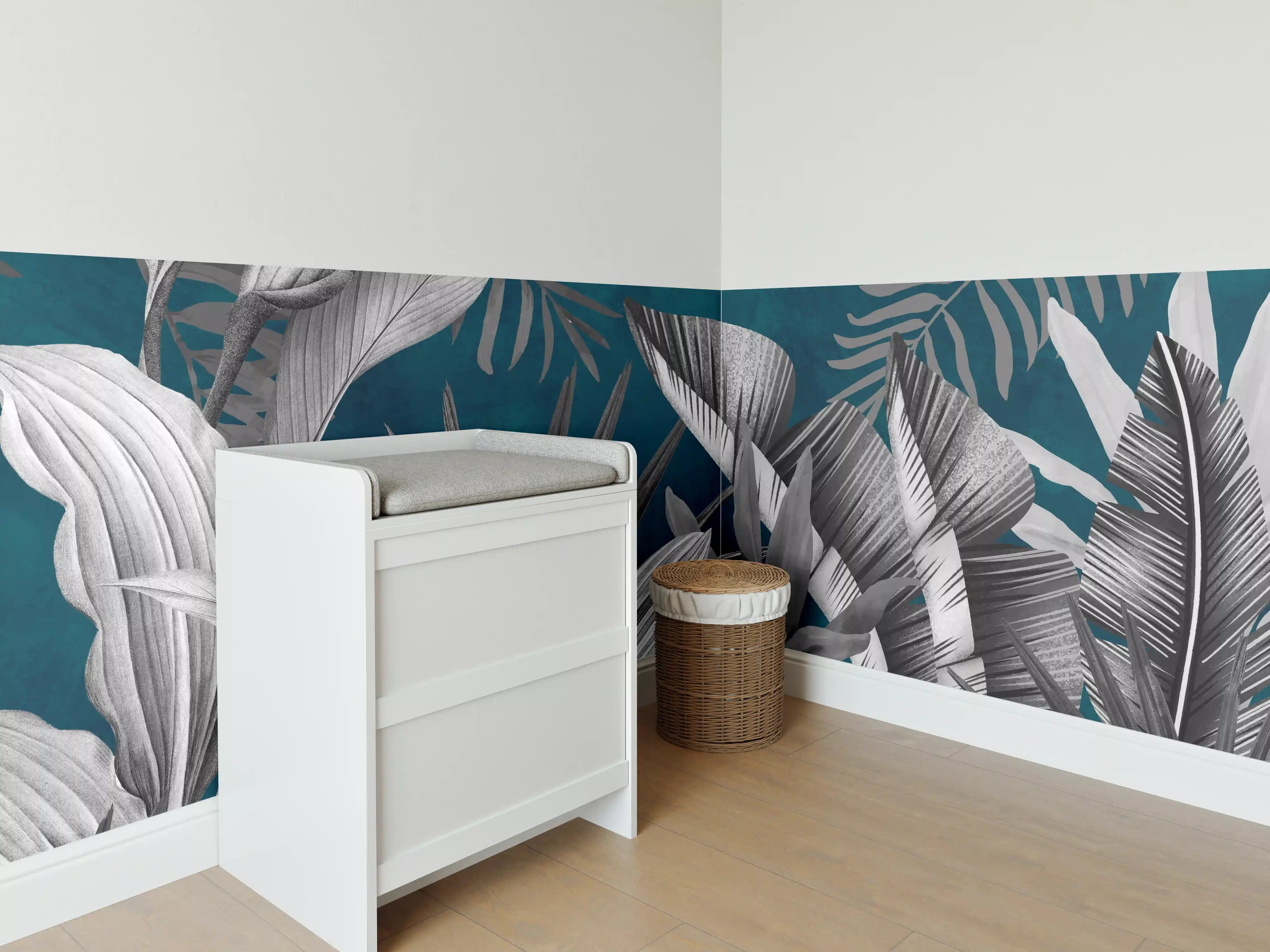 Babyzimmer Wandgestaltung - Graue Pflanzen auf blauem Hintergrund