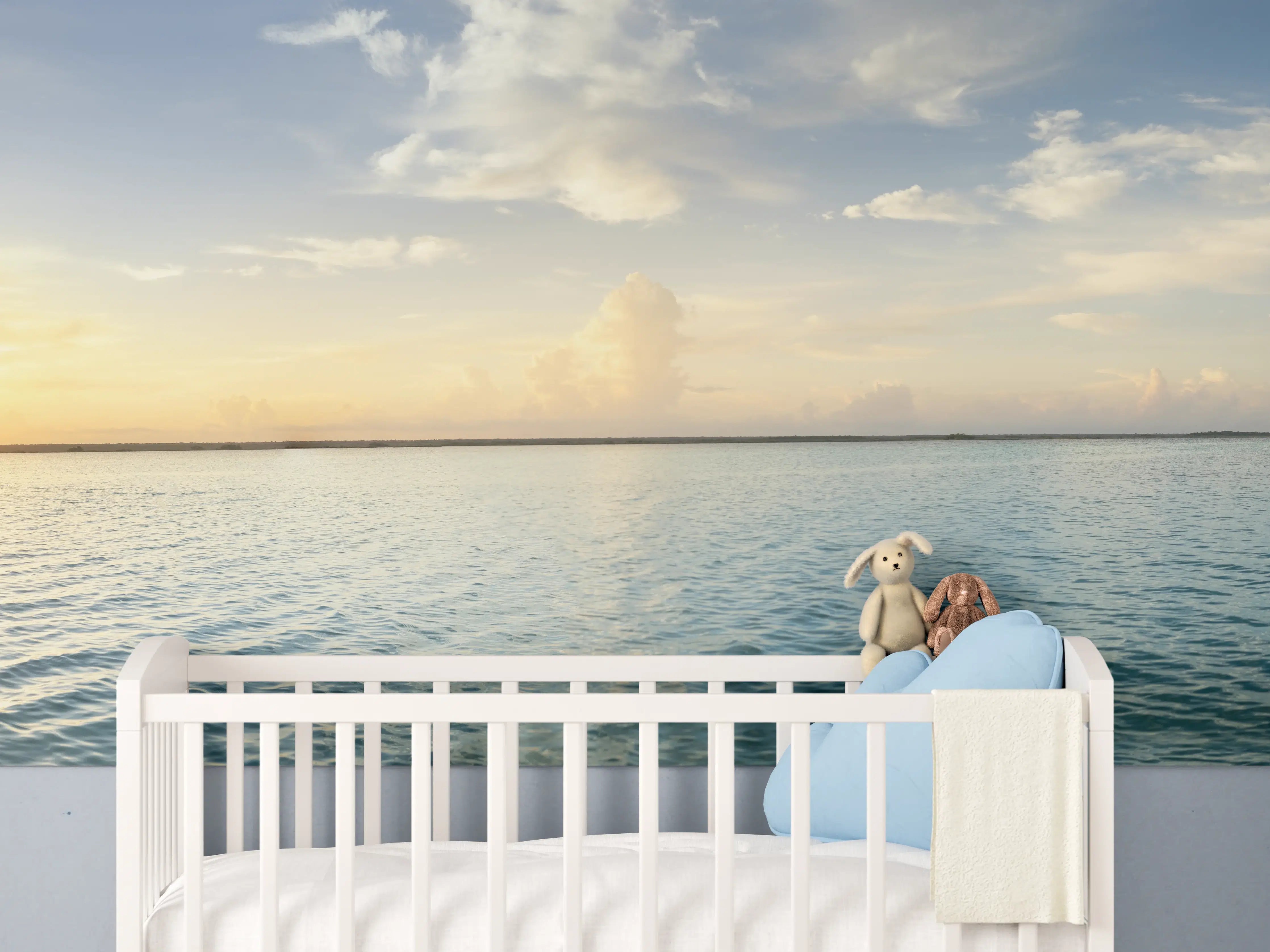 Babyzimmer Wandgestaltung - Graue Schatten im Abendmeer