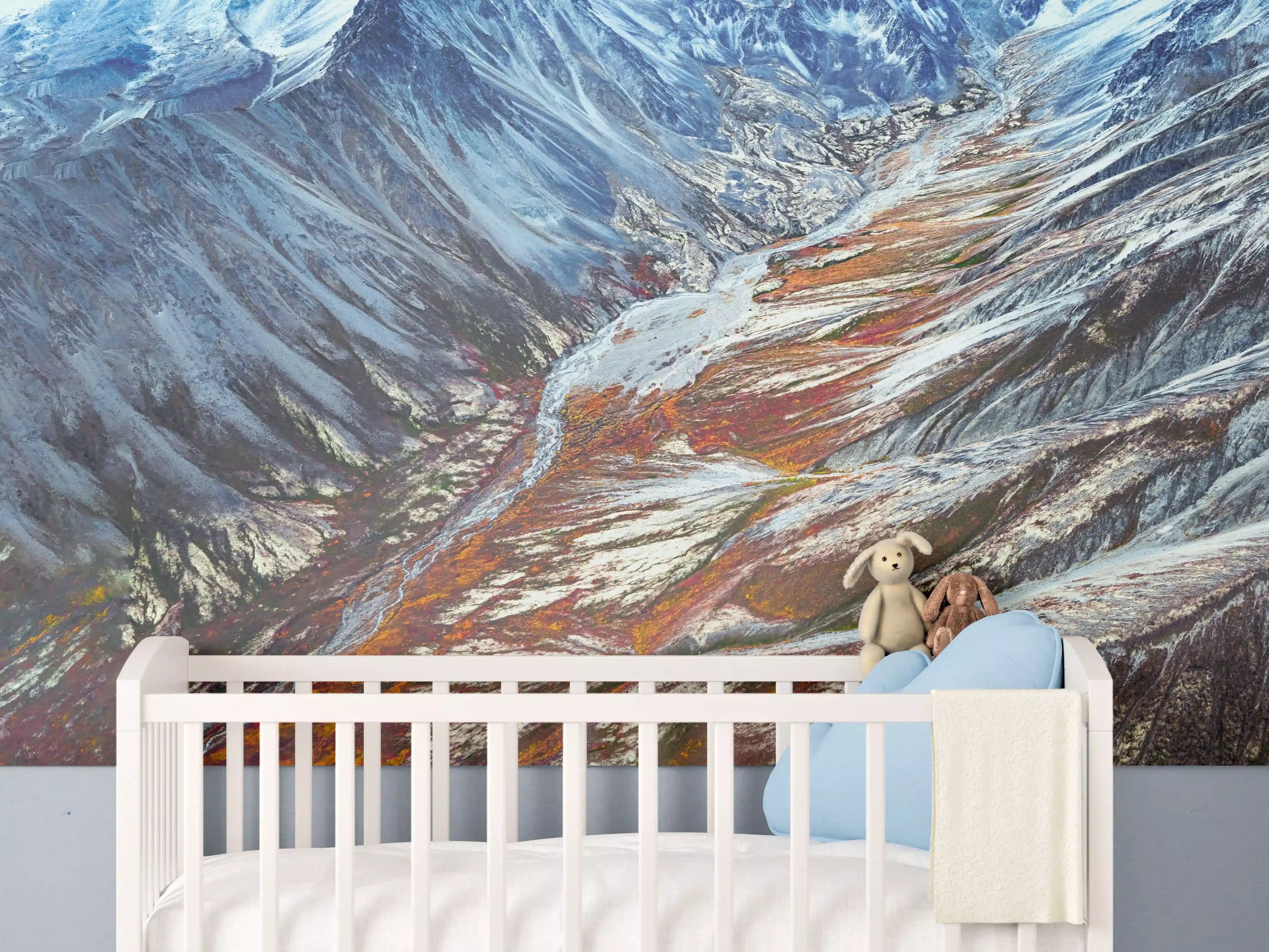 Babyzimmer Wandgestaltung - Graue Schneegipfelpracht