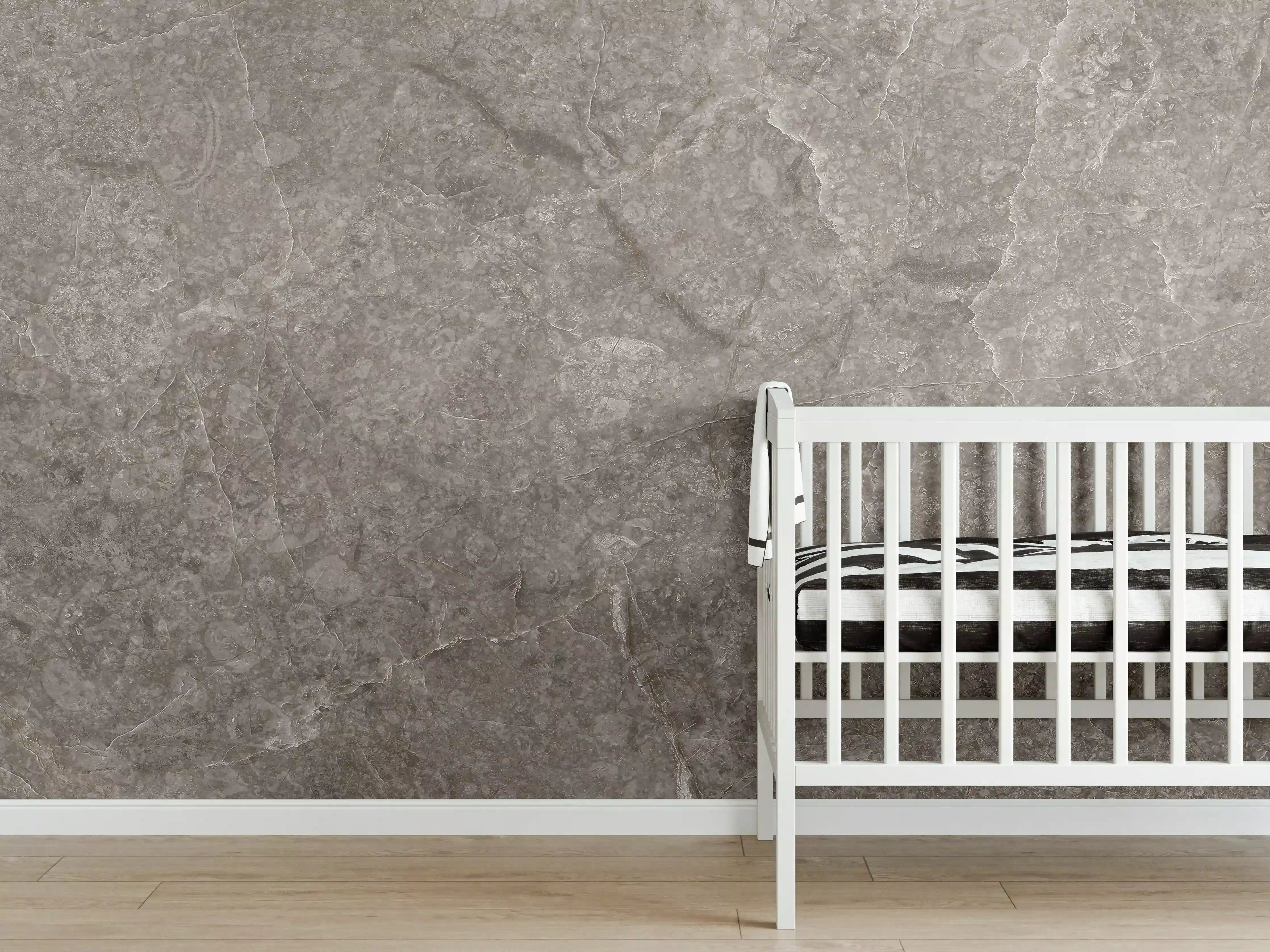 Babyzimmer Wandgestaltung - Graue Steinoptik mit natürlicher Maserung