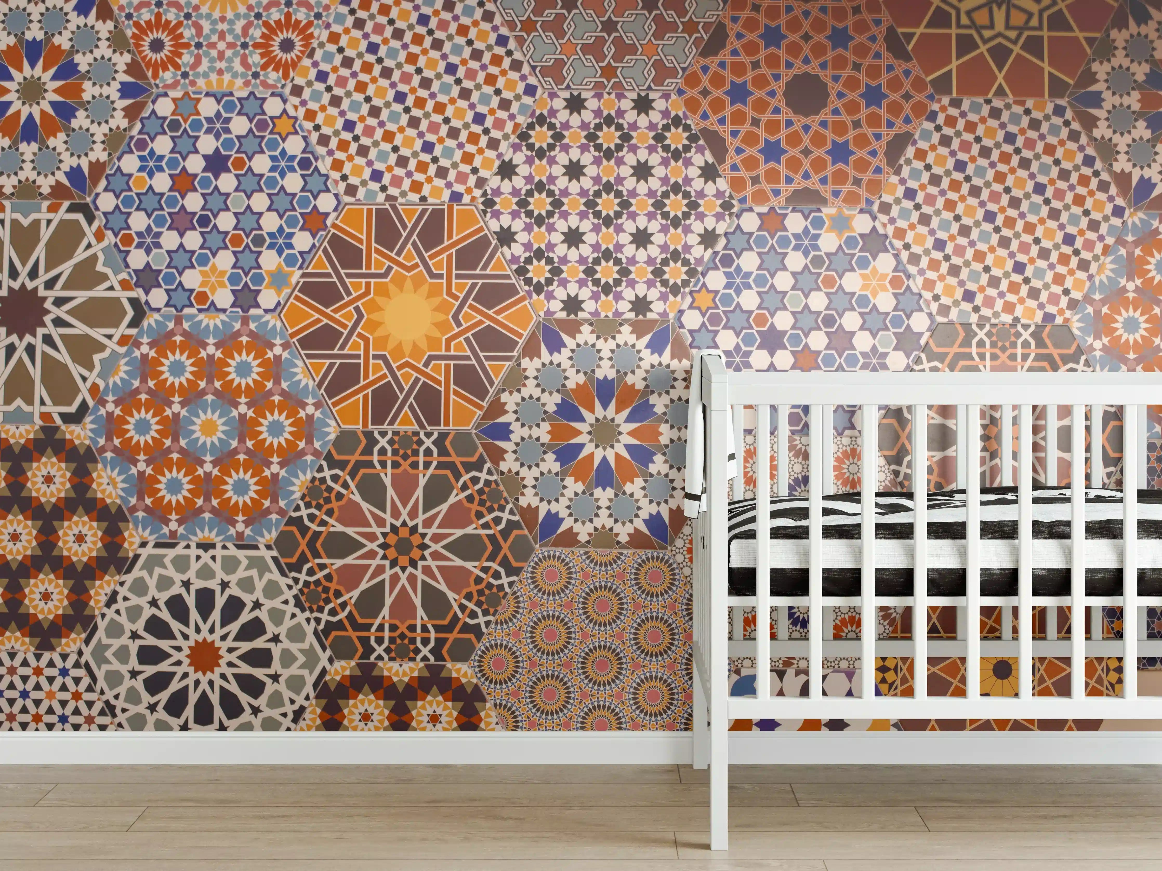 Babyzimmer Wandgestaltung - Graue Weißmuster: Geometrische Fliesenkunst