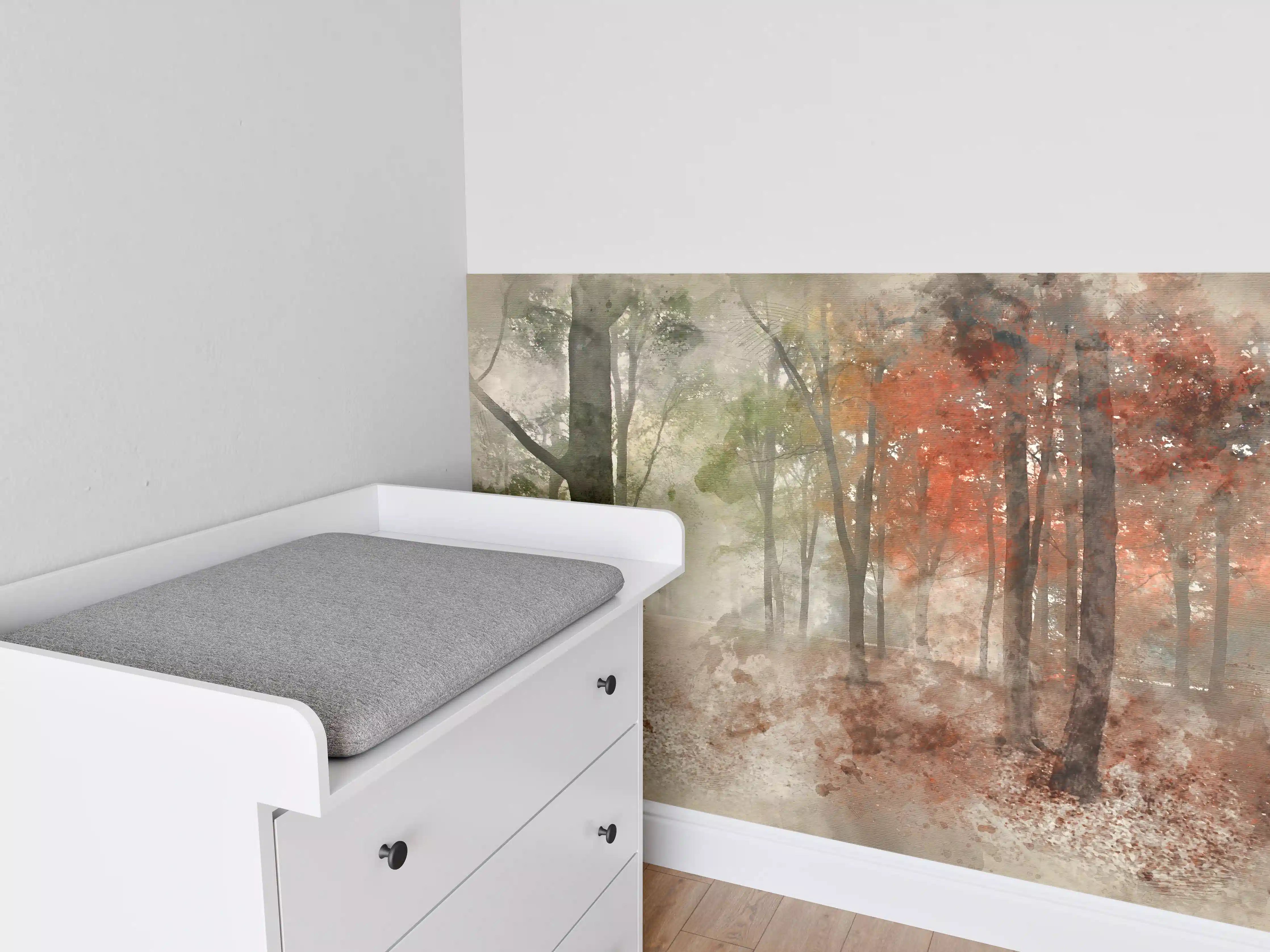 Babyzimmer Wandgestaltung - Grauer Herbstwald mit bunten Blättern