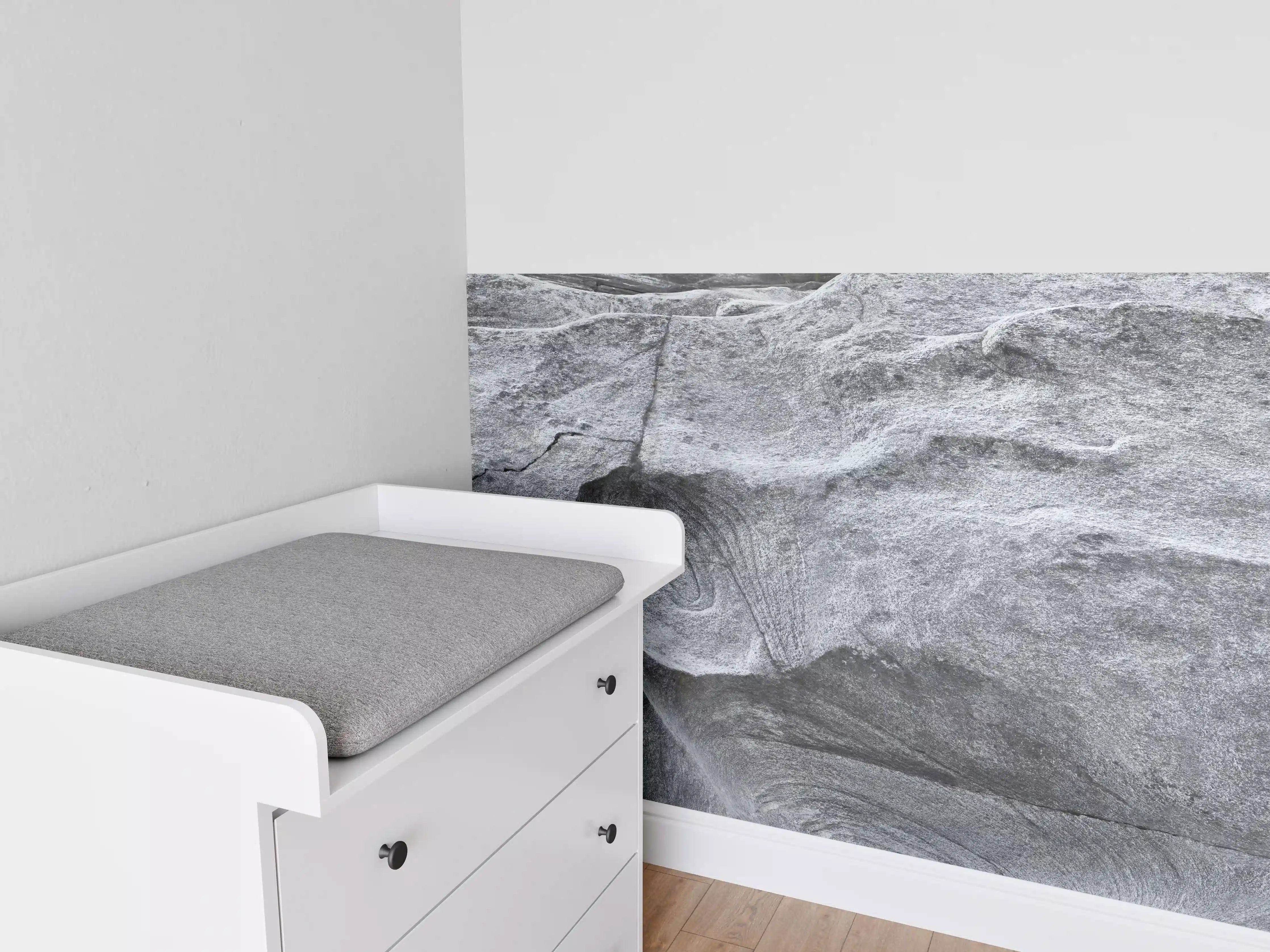 Babyzimmer Wandgestaltung - Grauschattierter Verzasca-Felsen