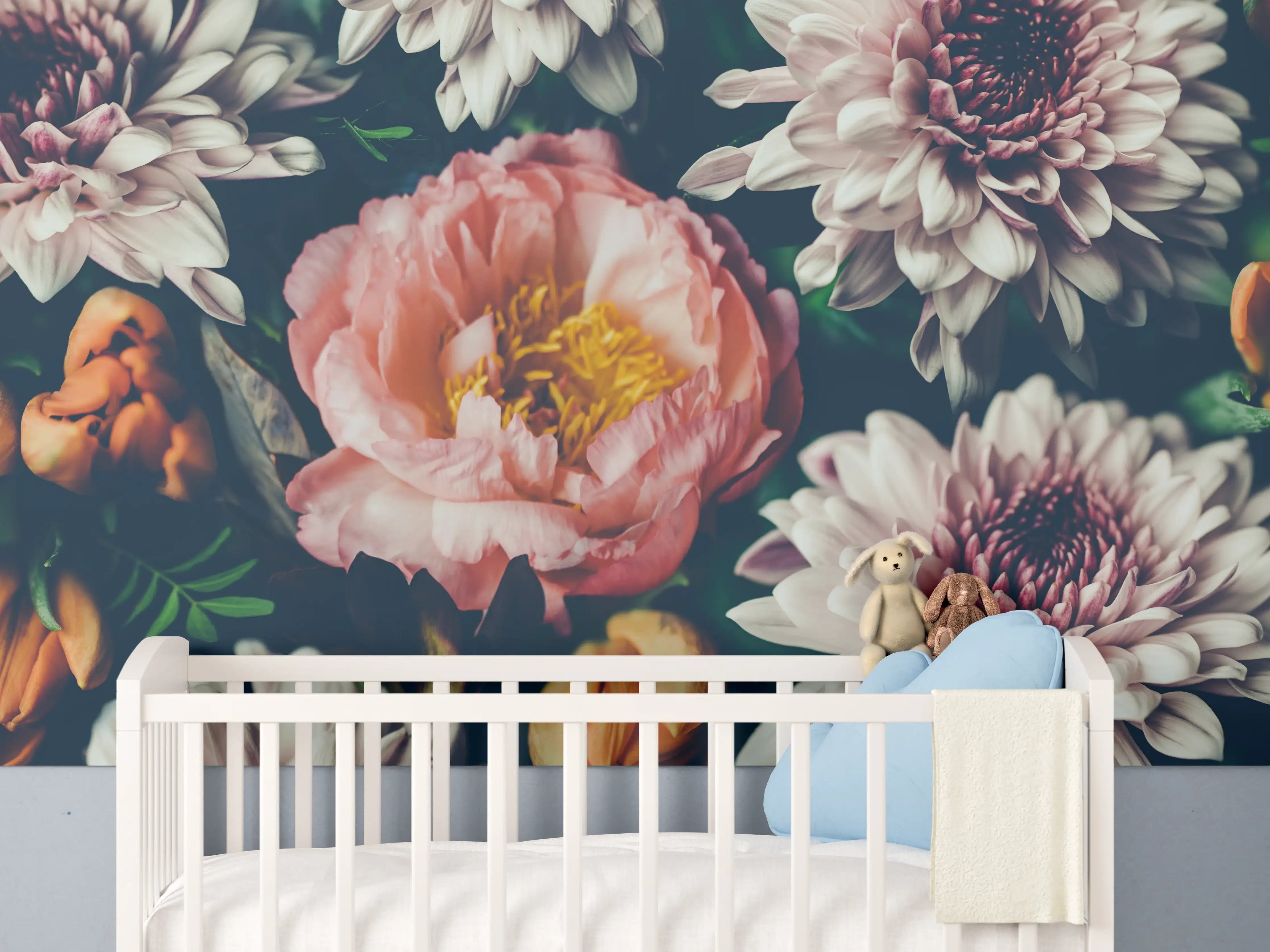 Babyzimmer Wandgestaltung - Grauweisse Blütenpracht