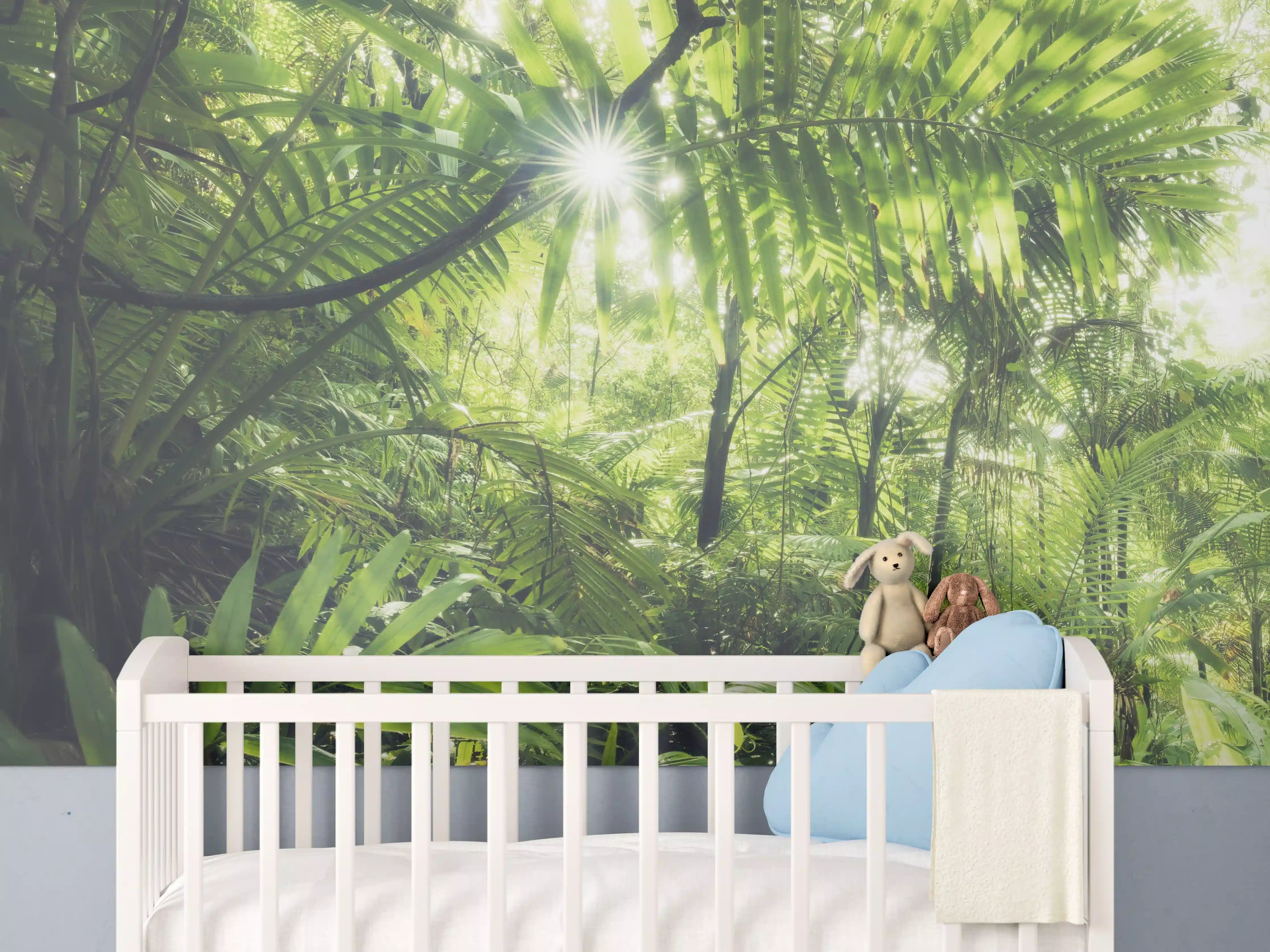 Babyzimmer Wandgestaltung - Grüne Dschungel-Lichtspiele