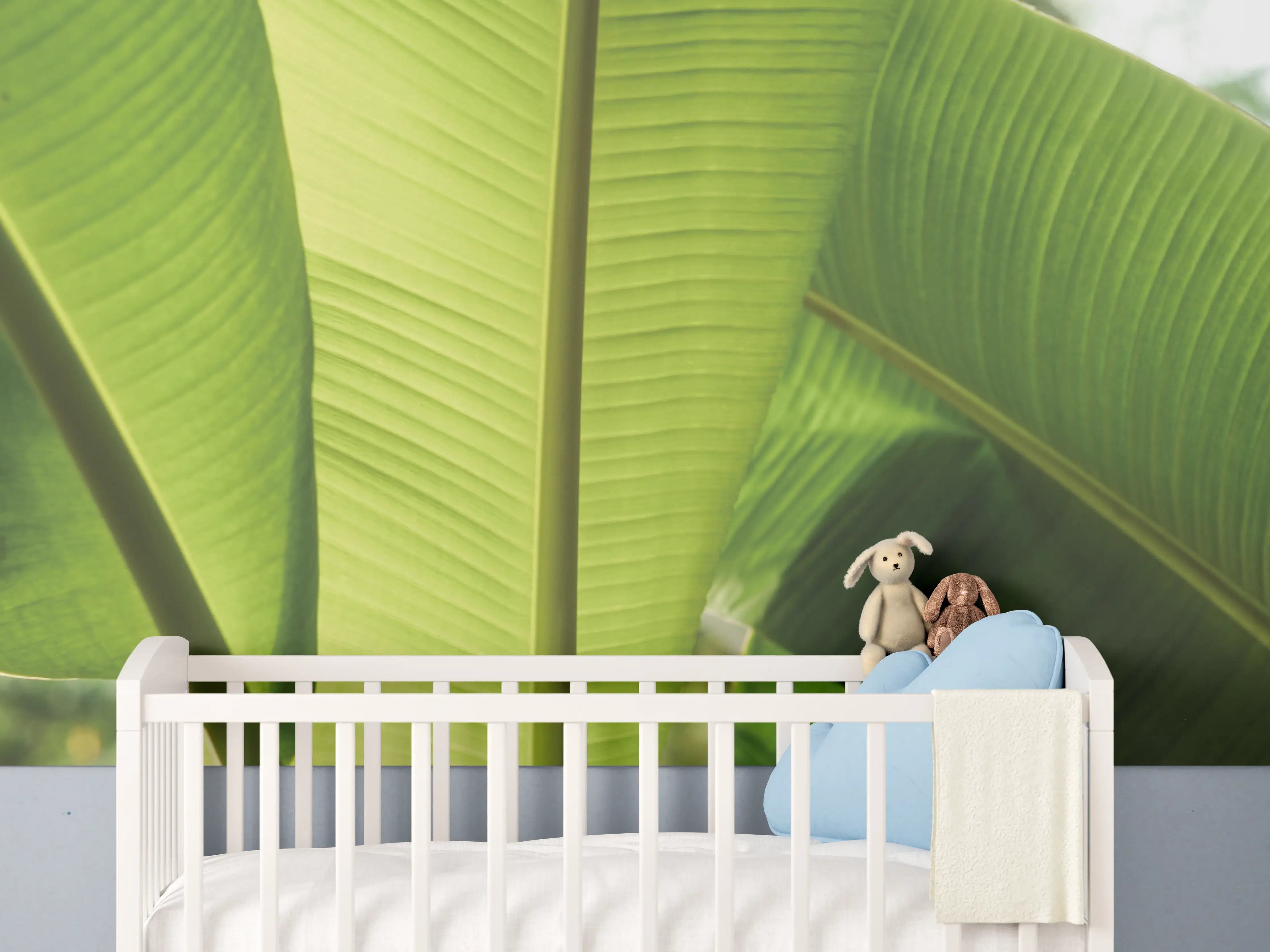 Babyzimmer Wandgestaltung - Grünes Tropenblatt-Motiv