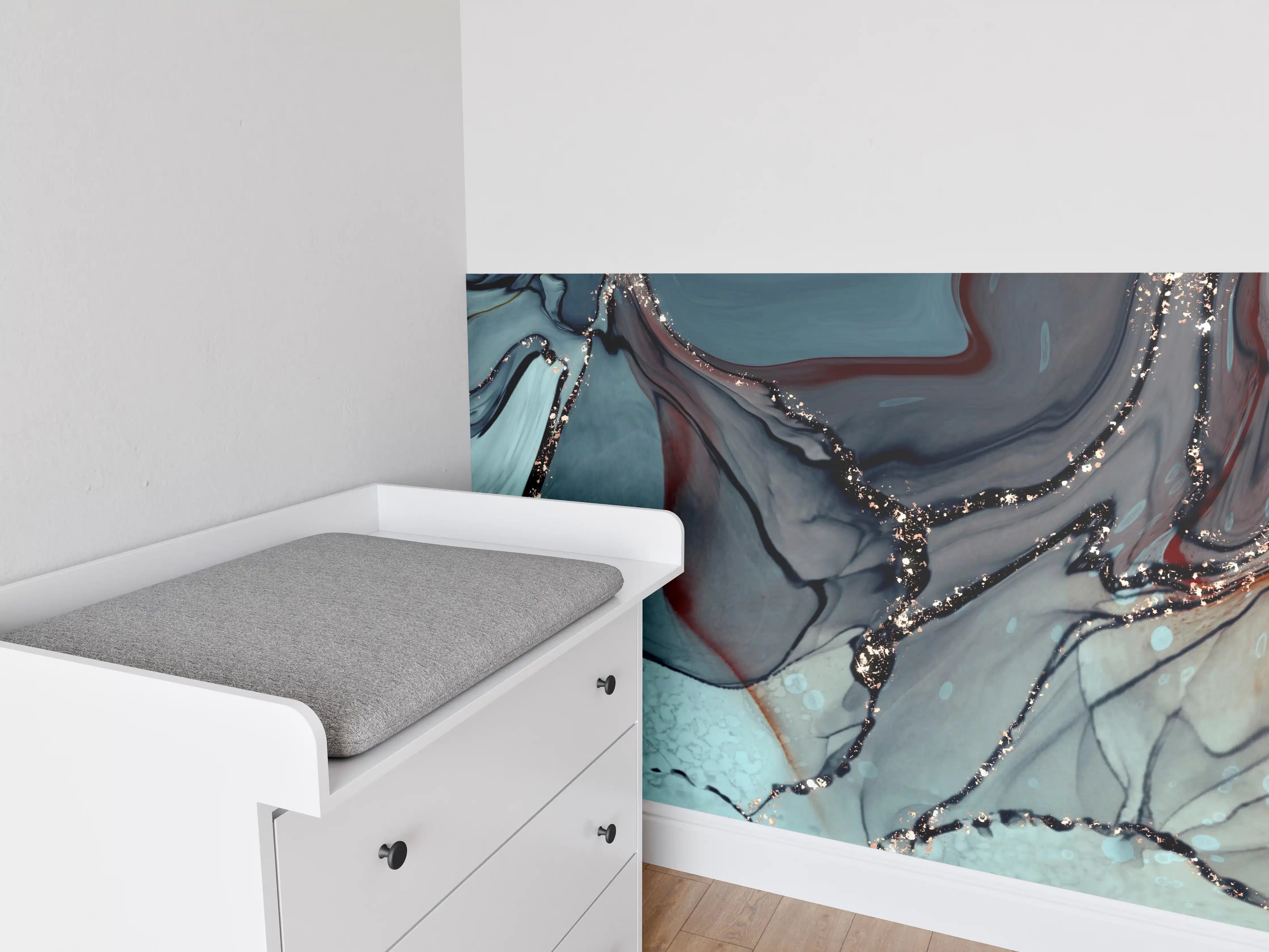 Babyzimmer Wandgestaltung - Grünliche Tinte mit Goldelementen